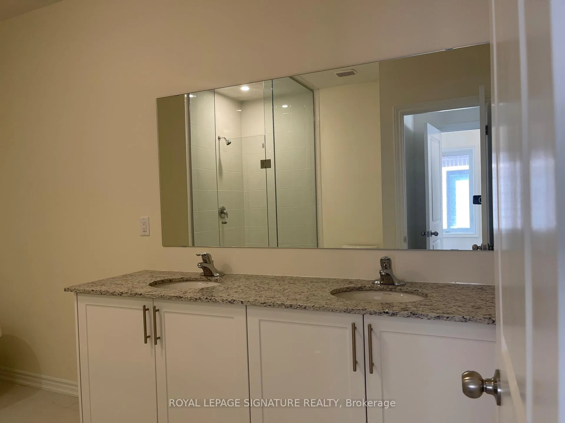 Photo 22 of 50 Hartington Street, Vaughan, Kleinburg — HOMEH