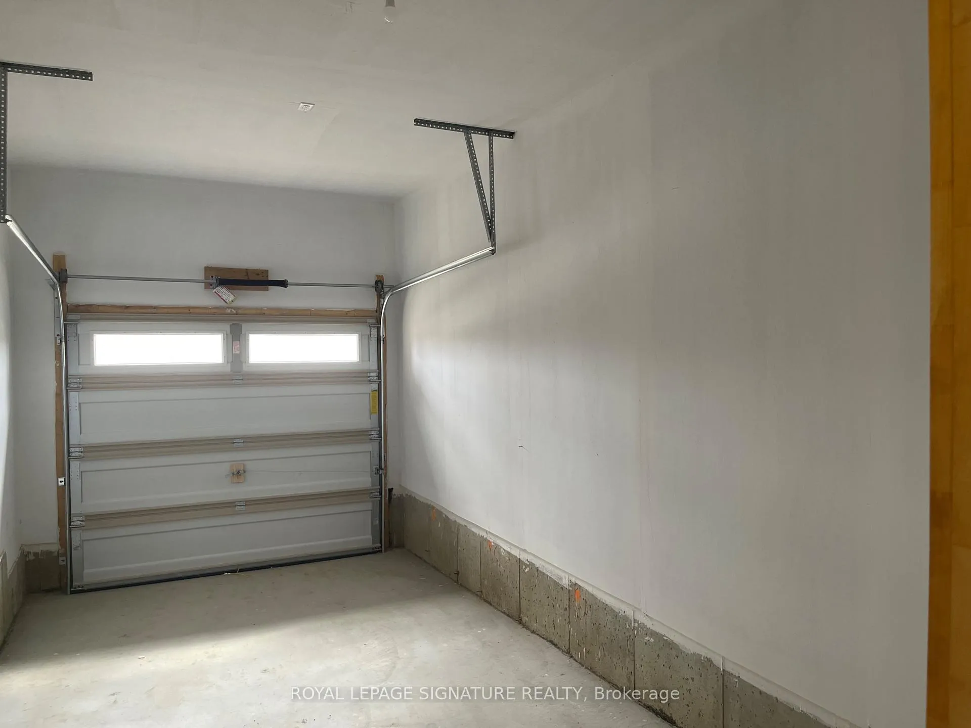 Photo 24 of 50 Hartington Street, Vaughan, Kleinburg — HOMEH