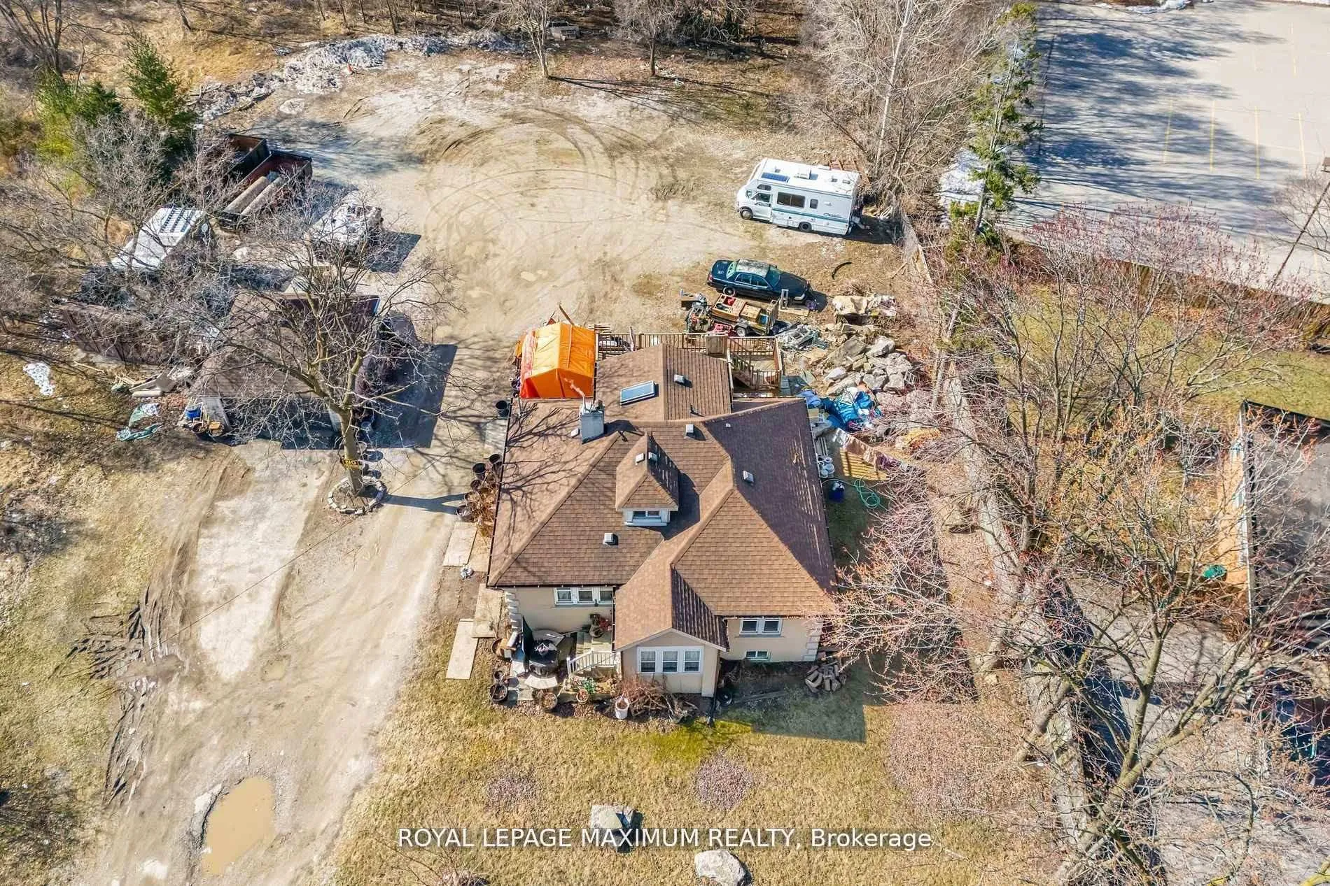 Photo 6 of 255 Albion Road, Etobicoke, Elms-Old Rexdale — HOMEH