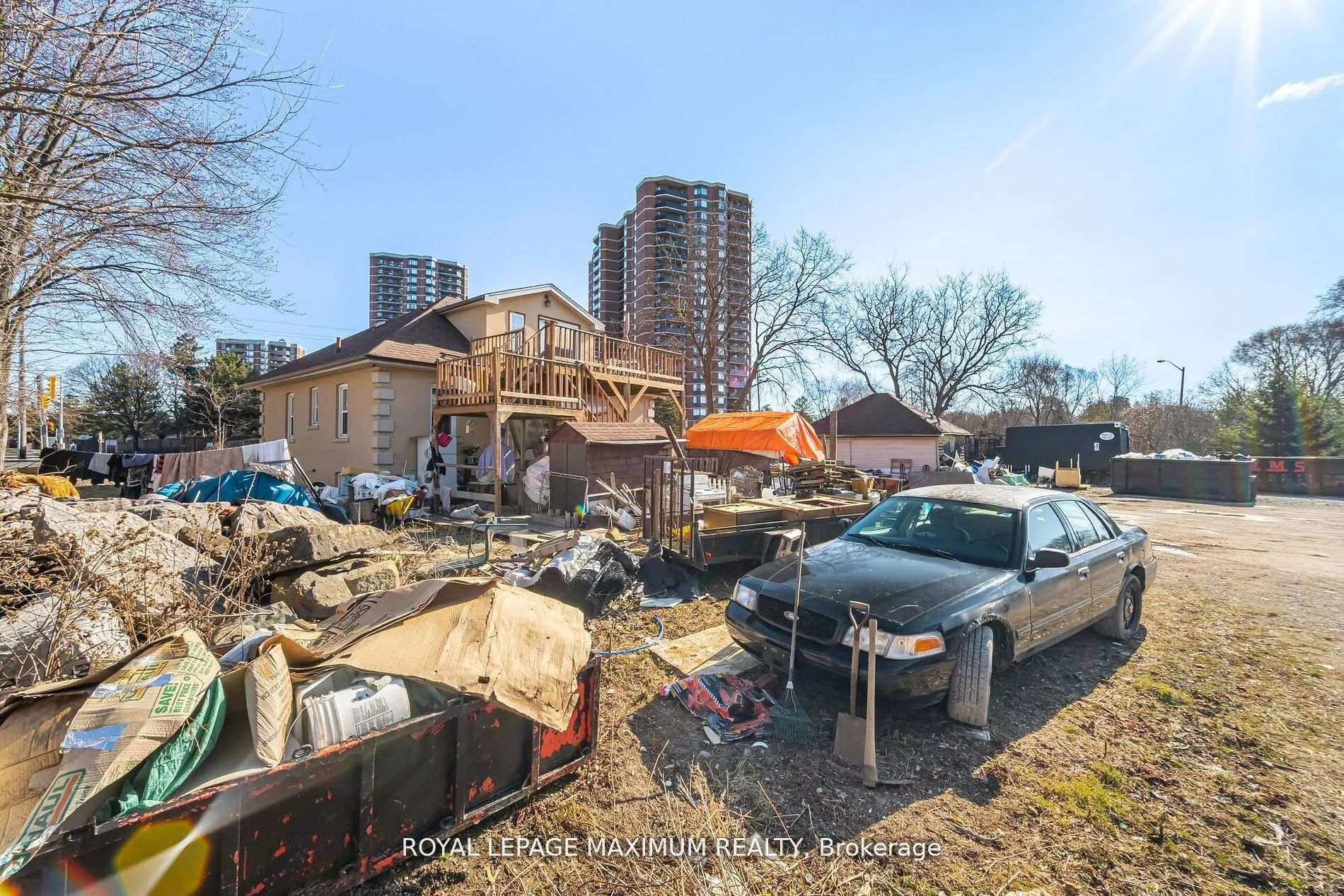Photo 20 of 255 Albion Road, Etobicoke, Elms-Old Rexdale — HOMEH