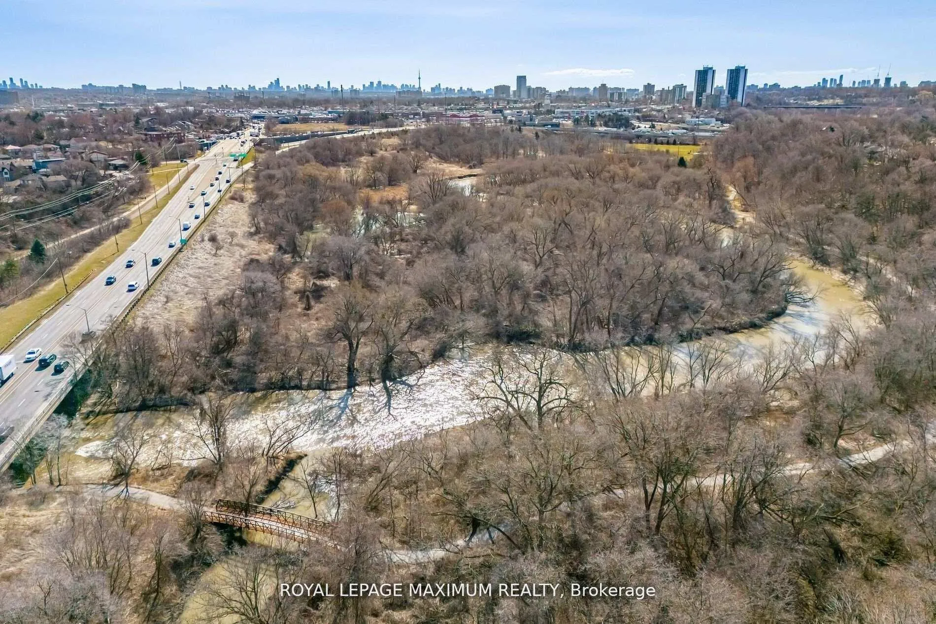 Photo 35 of 255 Albion Road, Etobicoke, Elms-Old Rexdale — HOMEH