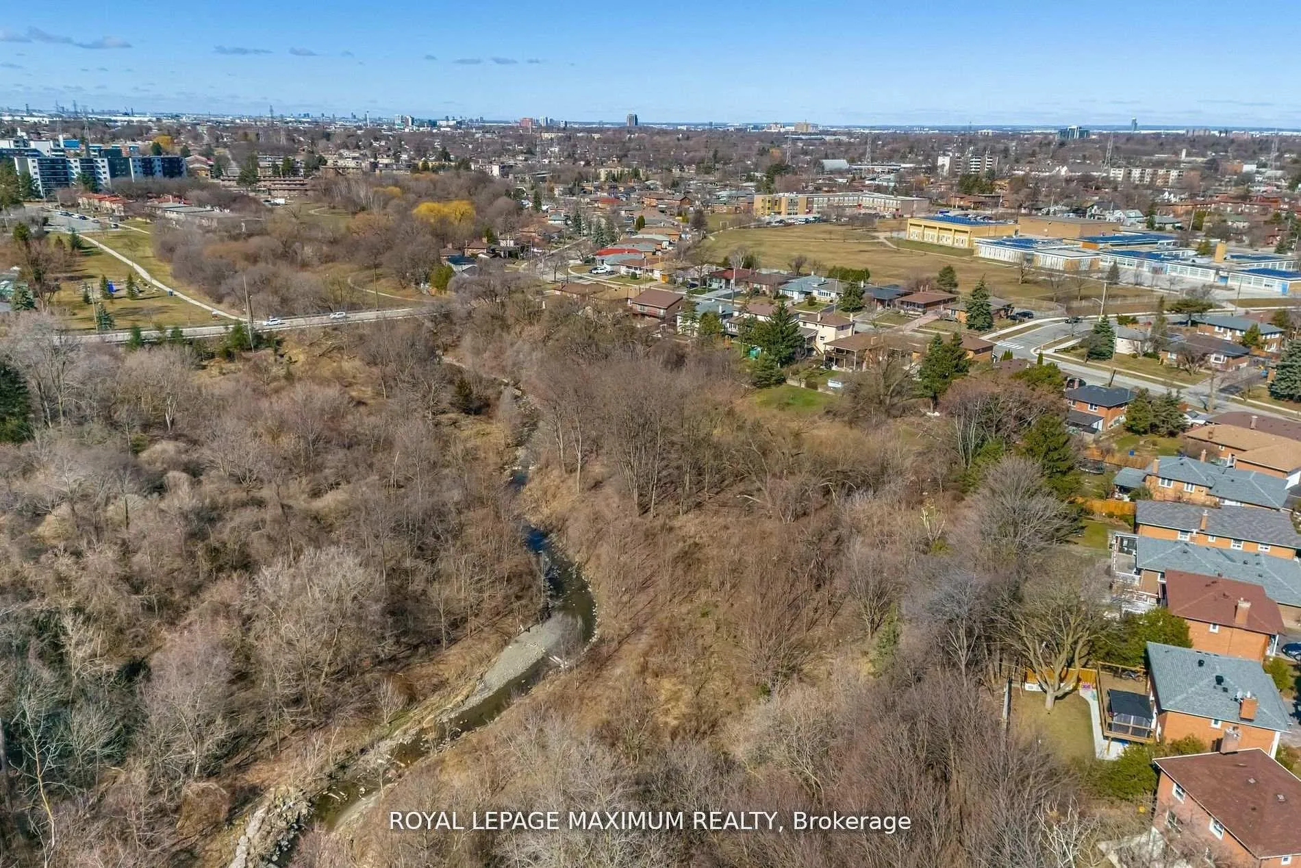 Photo 36 of 255 Albion Road, Etobicoke, Elms-Old Rexdale — HOMEH
