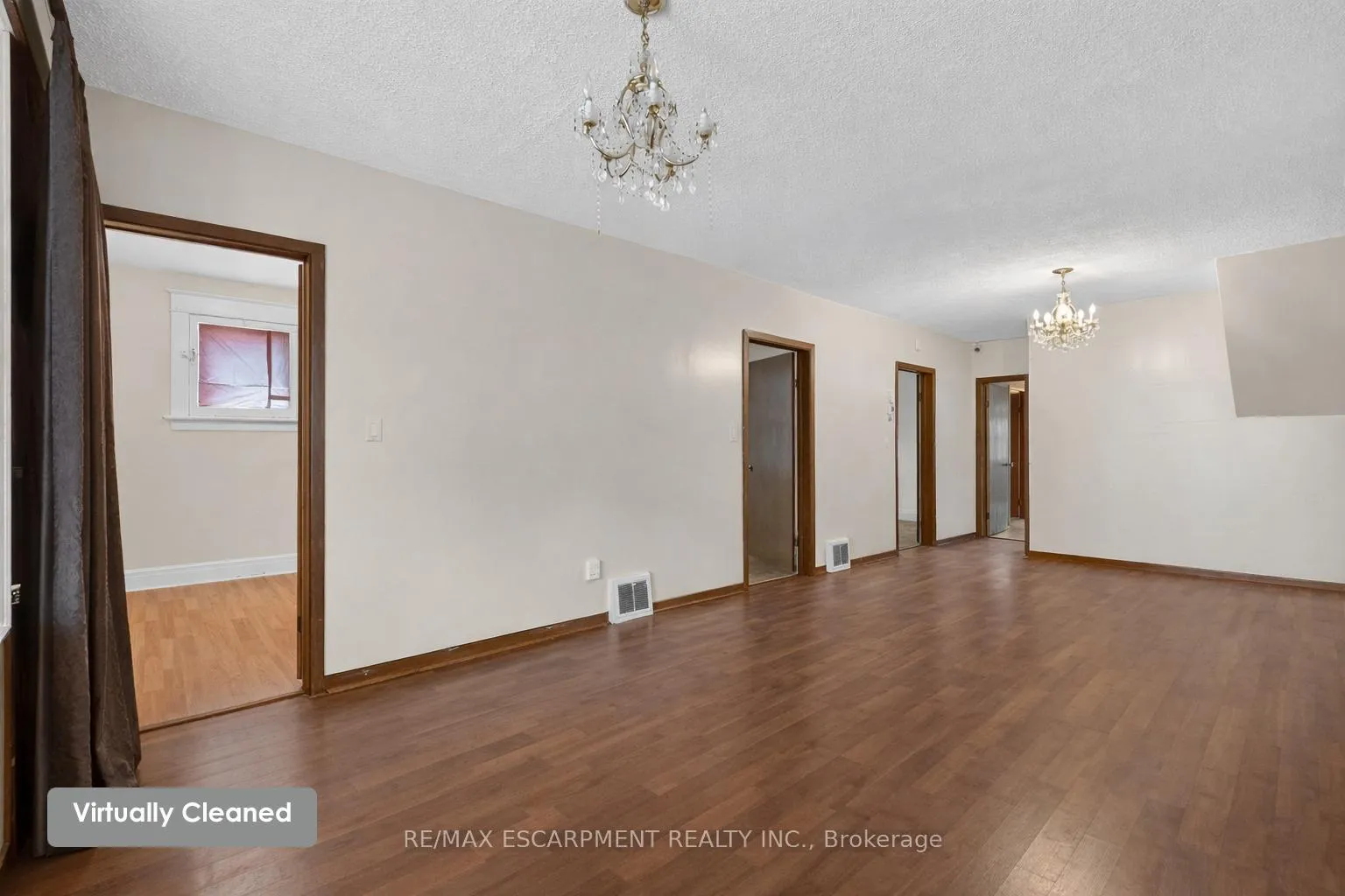 Photo 5 of 5991 Culp Street, Niagara Falls, Dorchester — HOMEH