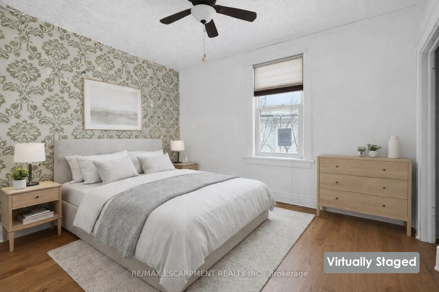 Photo 9 of 5991 Culp Street, Niagara Falls, Dorchester — HOMEH