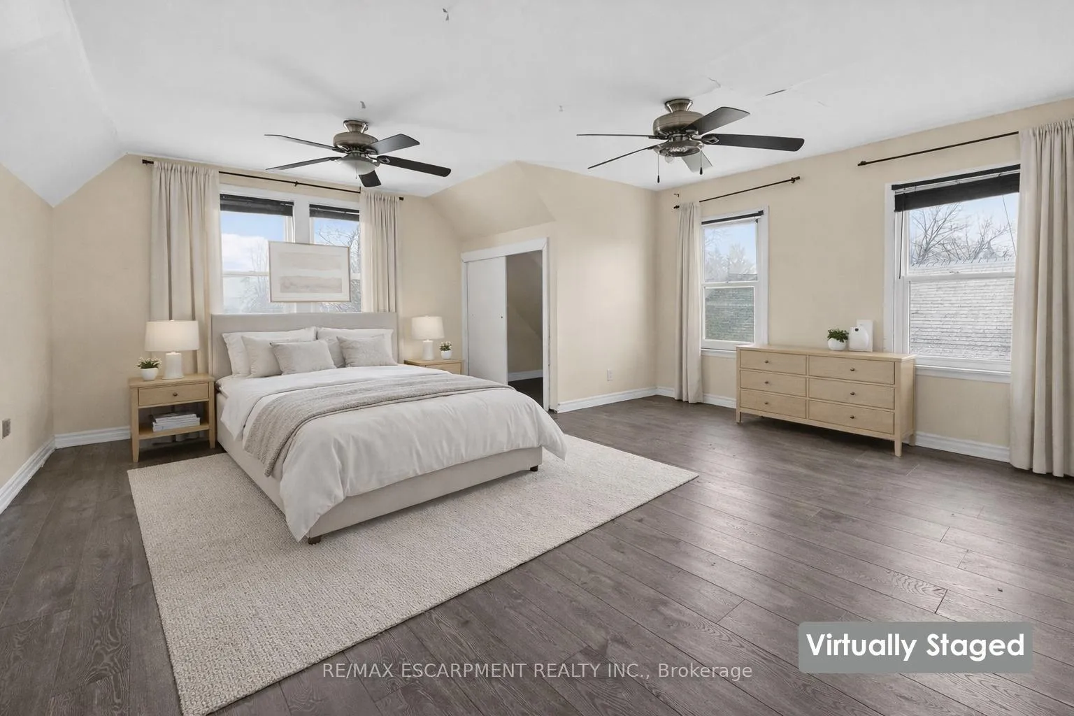 Photo 12 of 5991 Culp Street, Niagara Falls, Dorchester — HOMEH