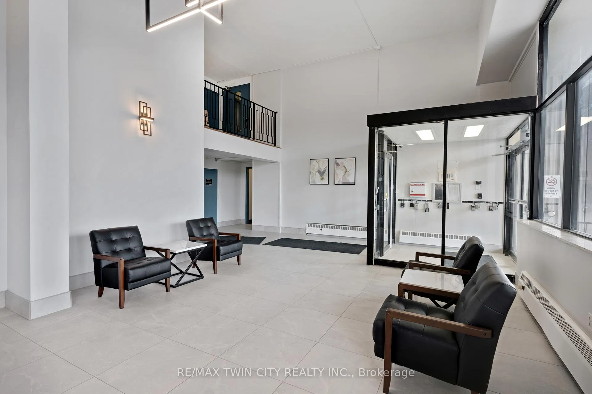 Photo 6 of Unit 708, 24 Midland Drive, Kitchener, Stanley Park — HOMEH