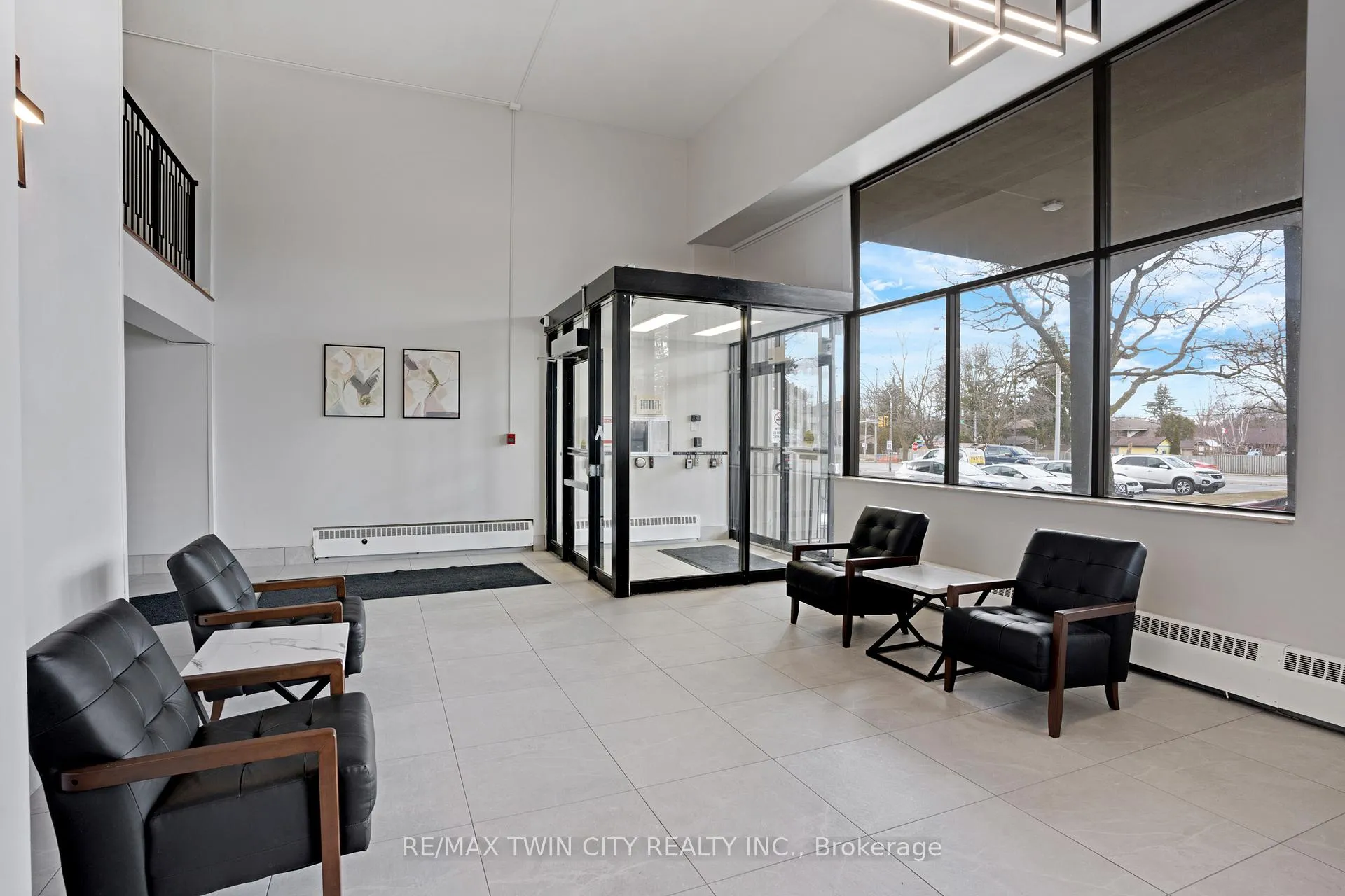 Photo 7 of Unit 708, 24 Midland Drive, Kitchener, Stanley Park — HOMEH