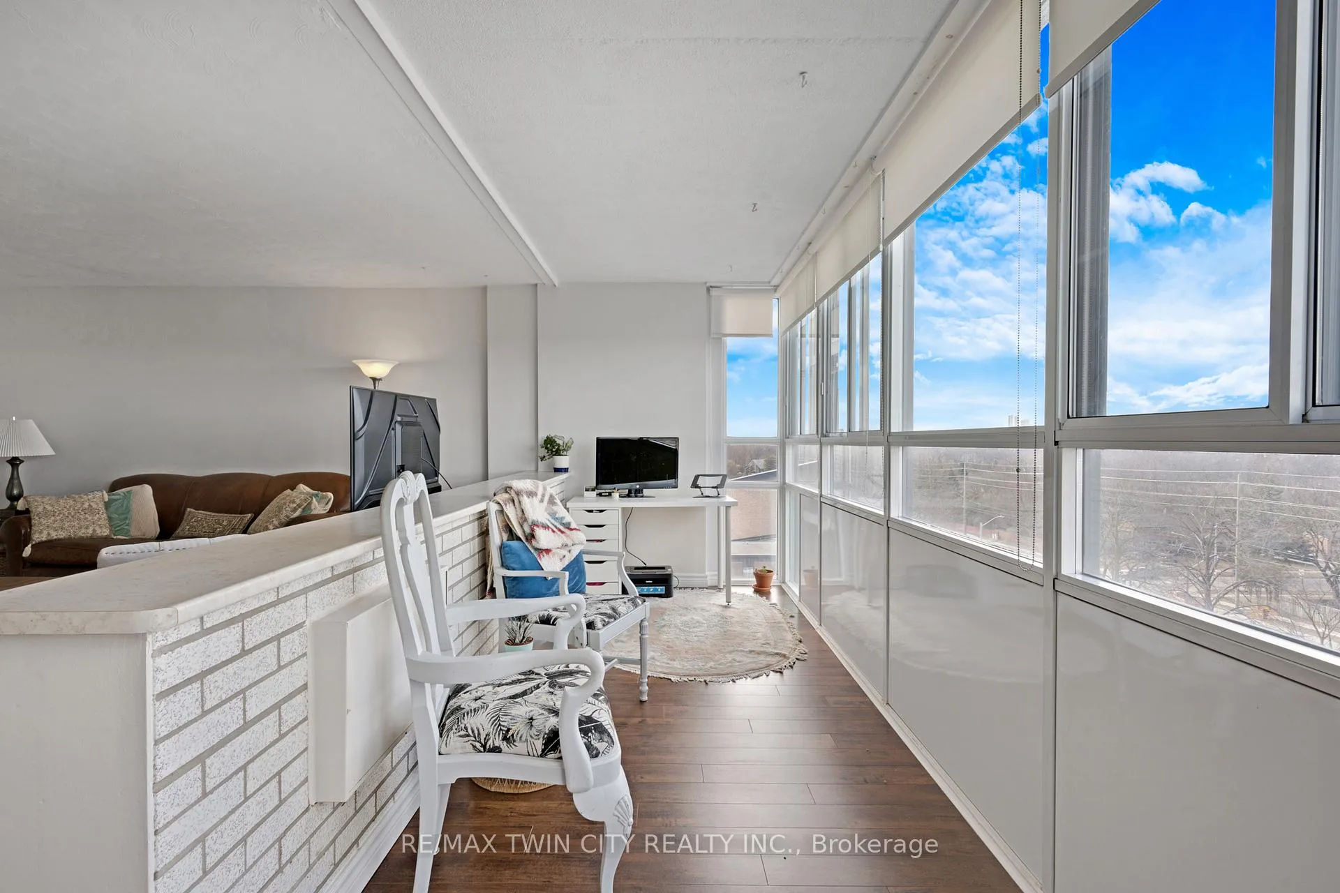 Photo 22 of Unit 708, 24 Midland Drive, Kitchener, Stanley Park — HOMEH