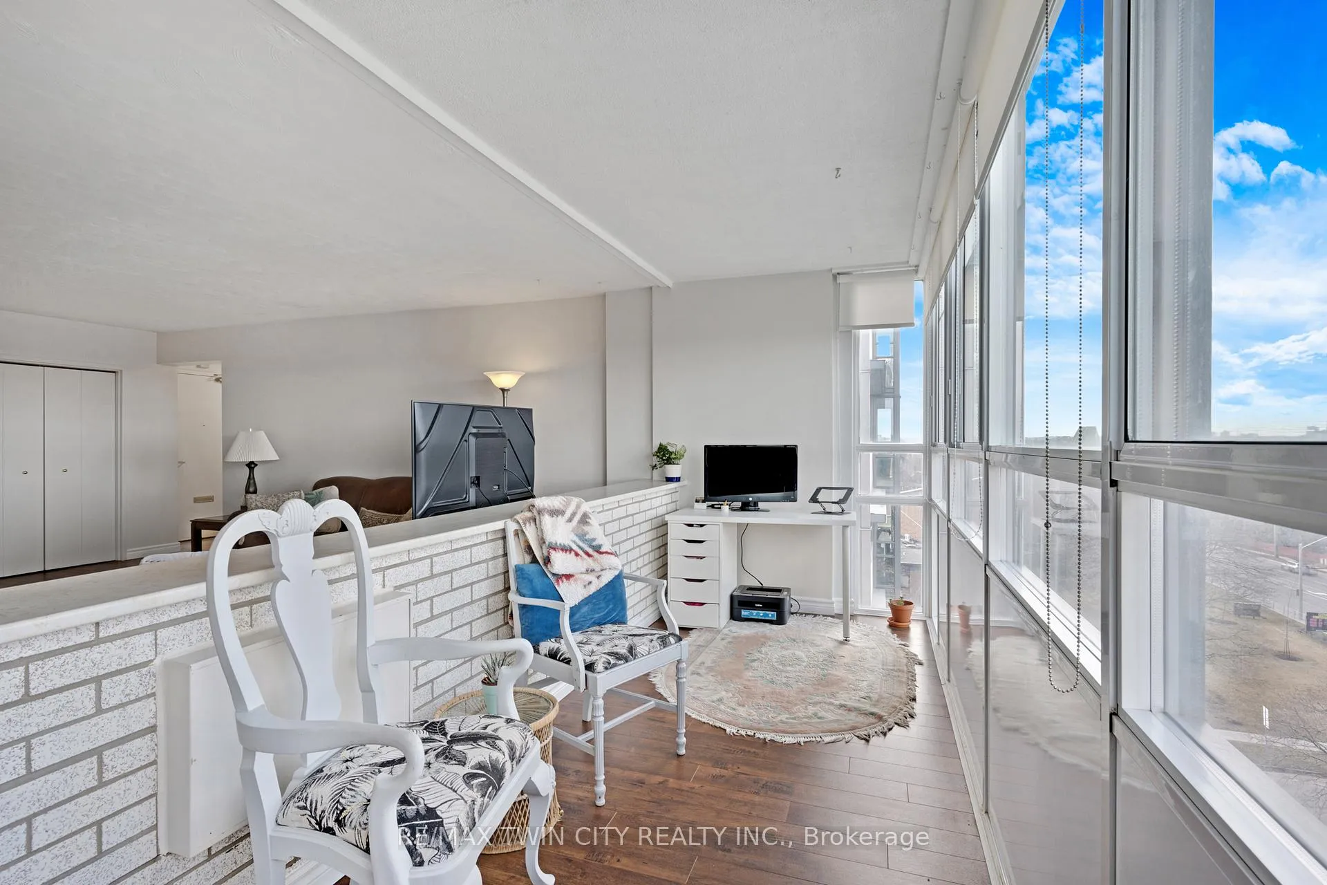 Photo 23 of Unit 708, 24 Midland Drive, Kitchener, Stanley Park — HOMEH