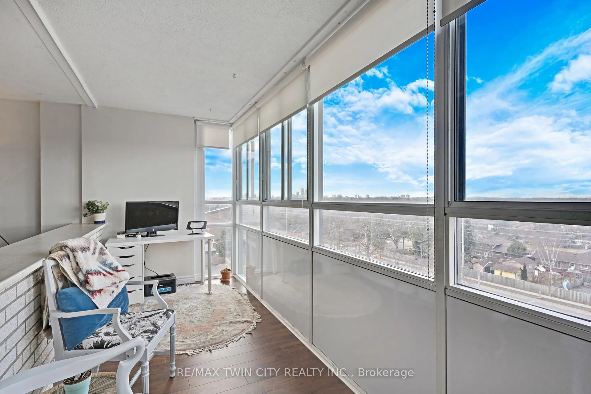 Photo 24 of Unit 708, 24 Midland Drive, Kitchener, Stanley Park — HOMEH