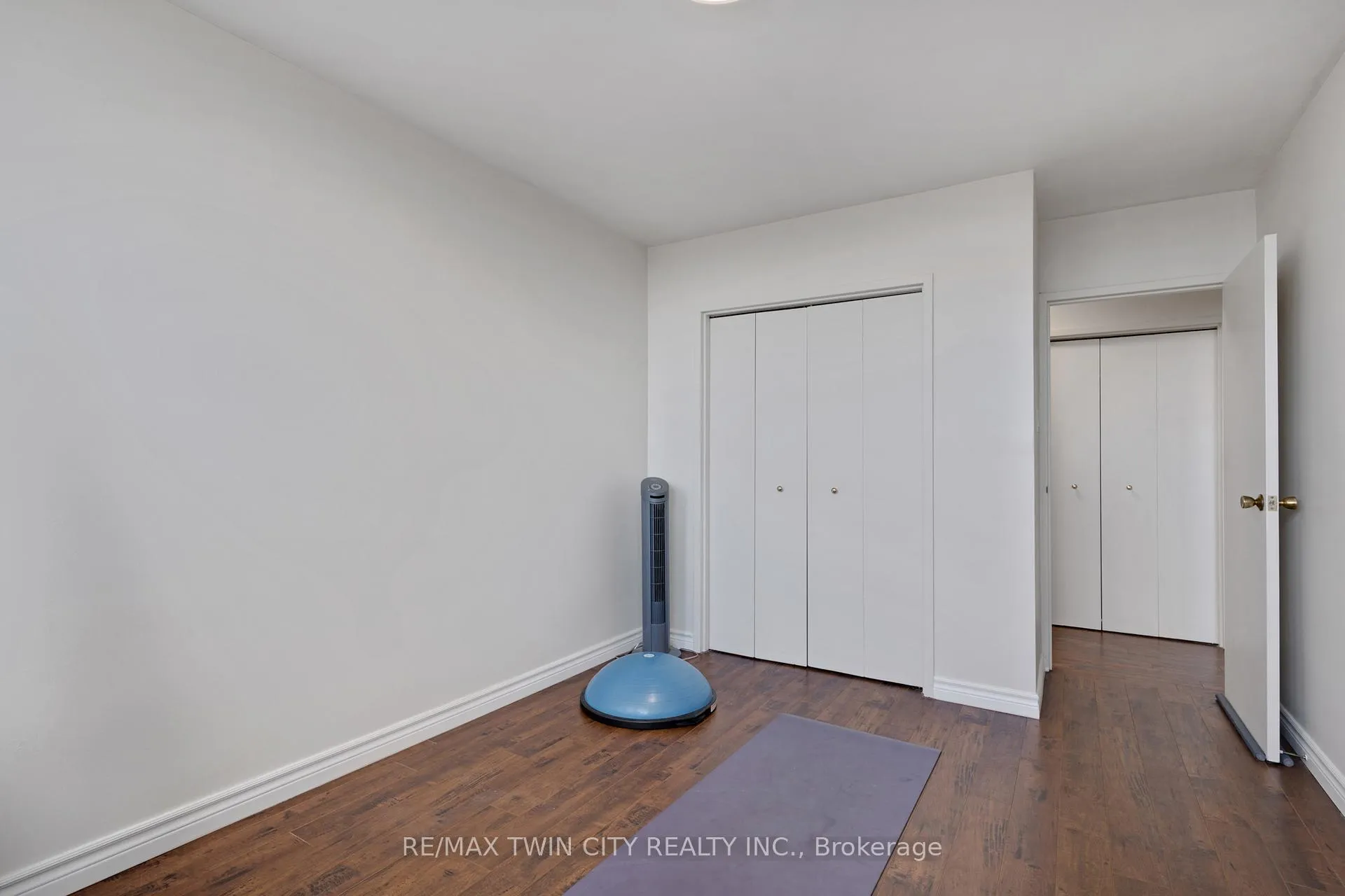 Photo 34 of Unit 708, 24 Midland Drive, Kitchener, Stanley Park — HOMEH