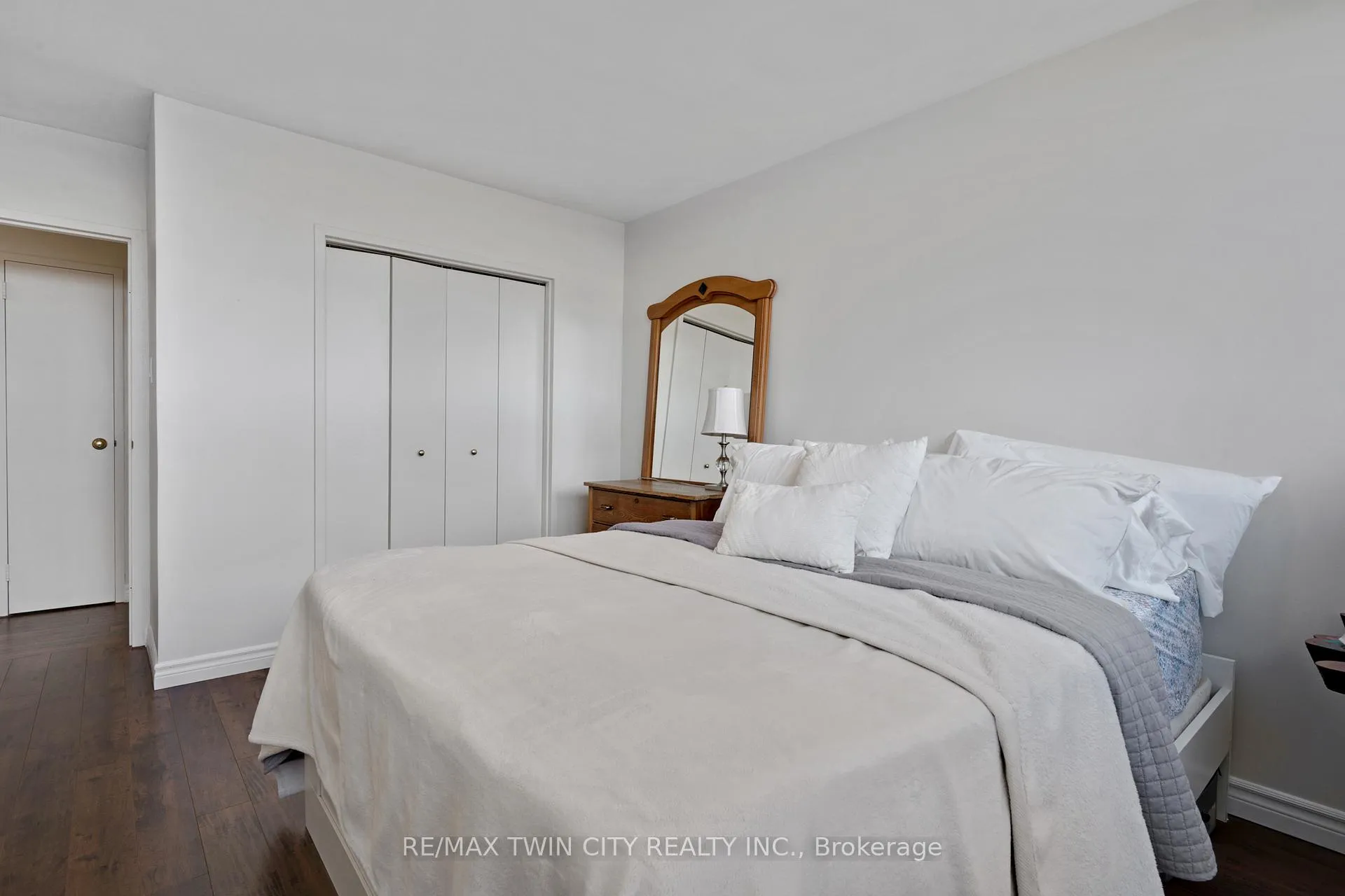 Photo 36 of Unit 708, 24 Midland Drive, Kitchener, Stanley Park — HOMEH