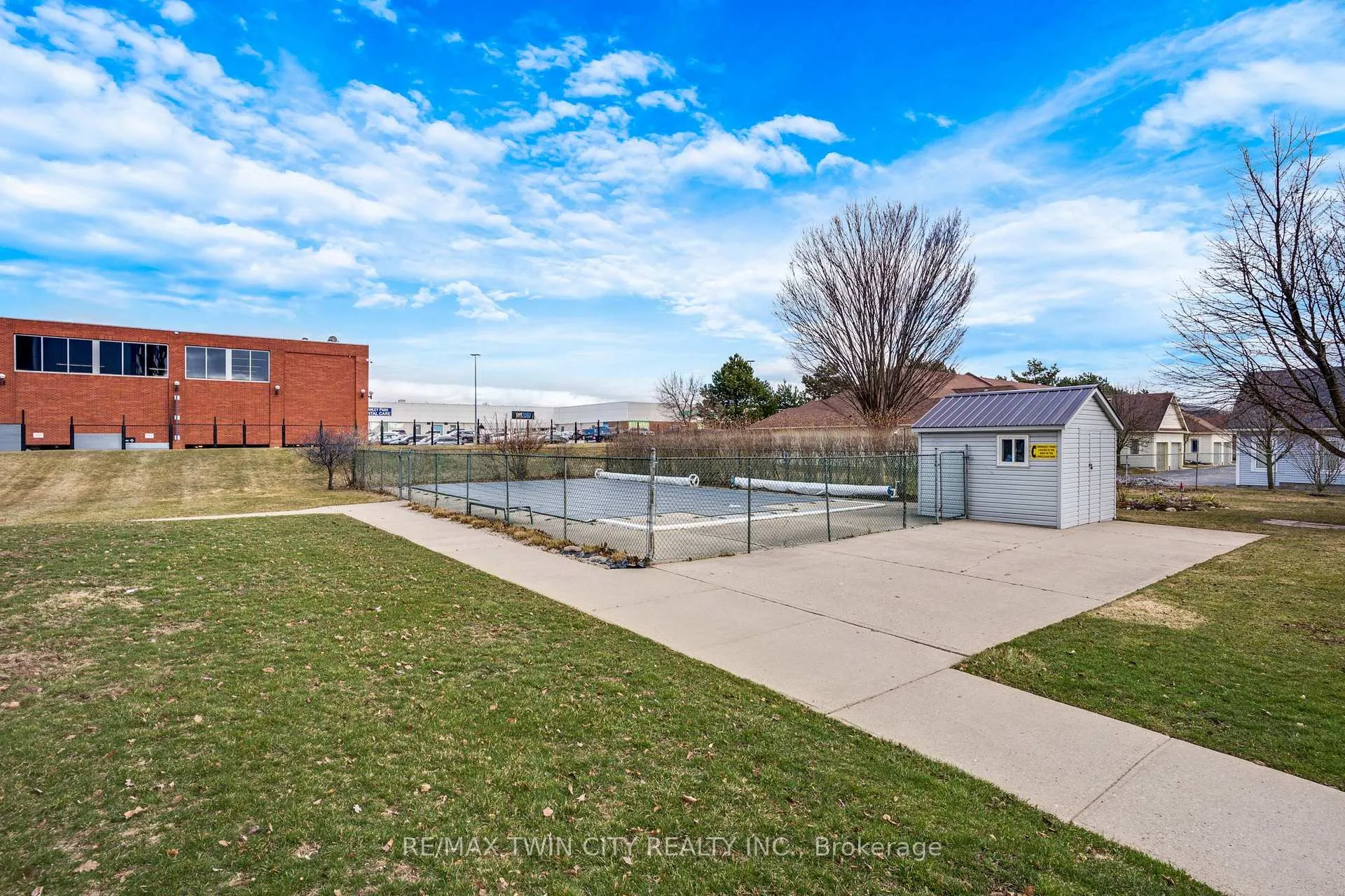 Photo 39 of Unit 708, 24 Midland Drive, Kitchener, Stanley Park — HOMEH