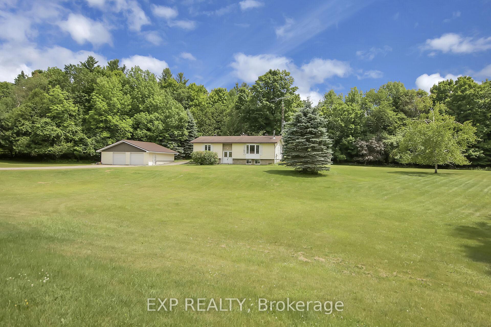Photo 1 of 182 Robertson Drive, Lanark Highlands, Lanark Highlands (Lanark Village) — HOMEH