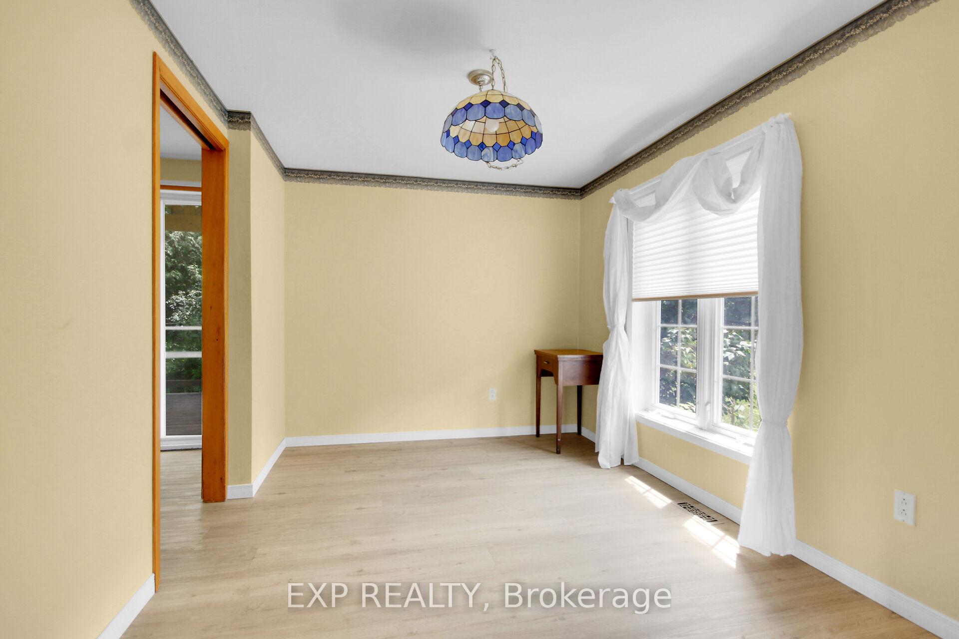 Photo 10 of 182 Robertson Drive, Lanark Highlands, Lanark Highlands (Lanark Village) — HOMEH