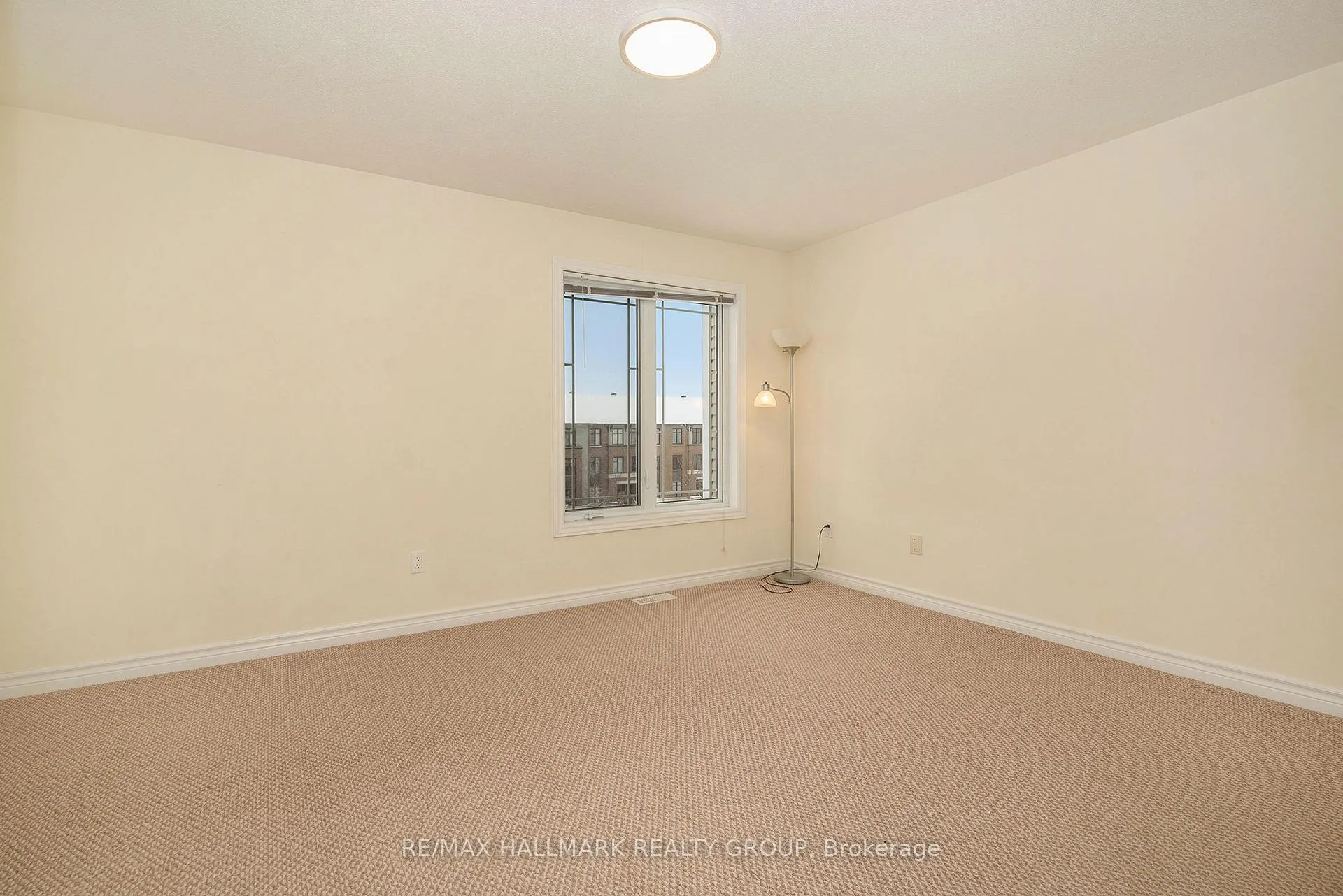 Photo 11 of Unit B, 618 Chapman Mills Drive, Ottawa, Barrhaven - Strandherd — HOMEH