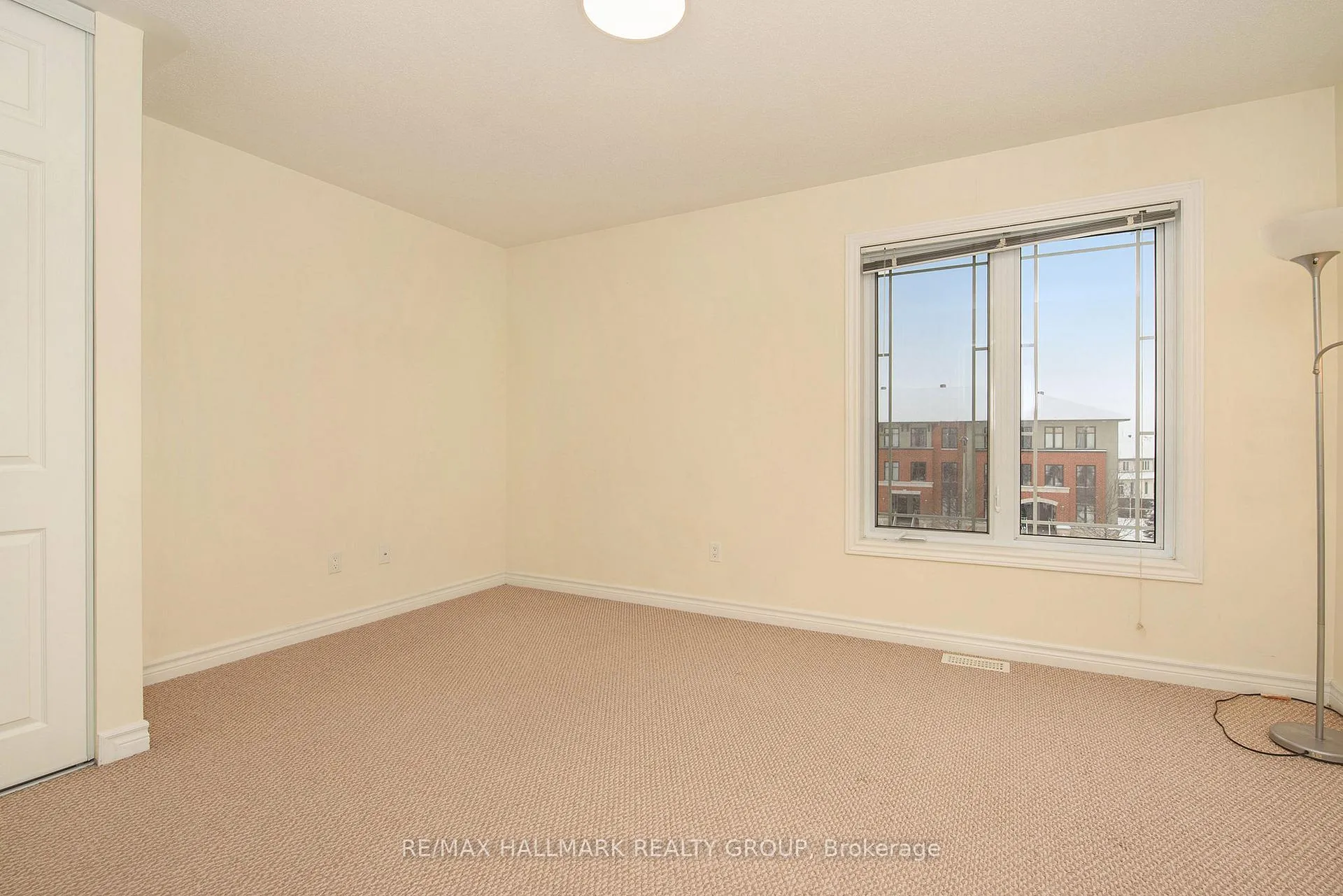 Photo 13 of Unit B, 618 Chapman Mills Drive, Ottawa, Barrhaven - Strandherd — HOMEH