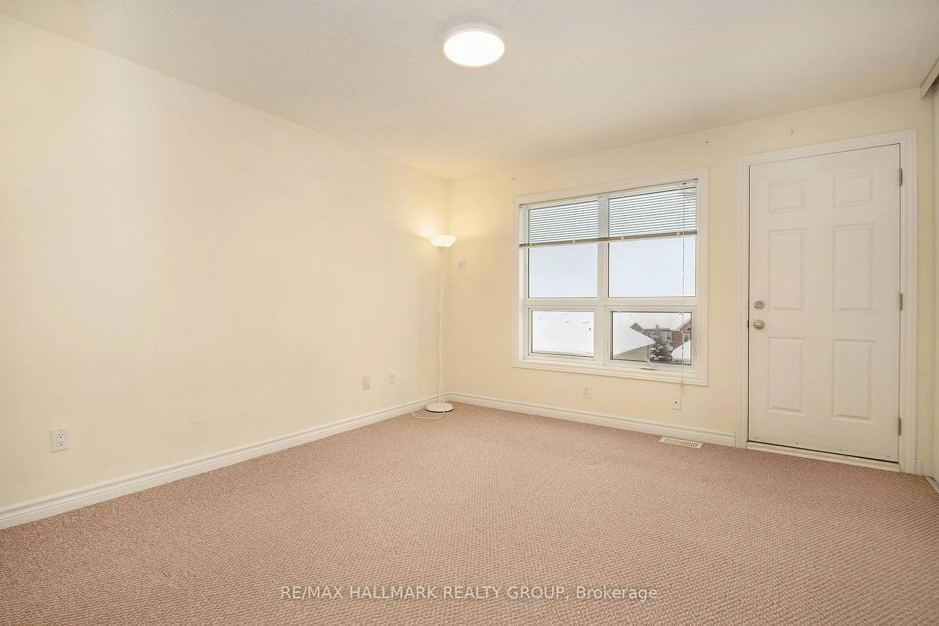 Photo 14 of Unit B, 618 Chapman Mills Drive, Ottawa, Barrhaven - Strandherd — HOMEH