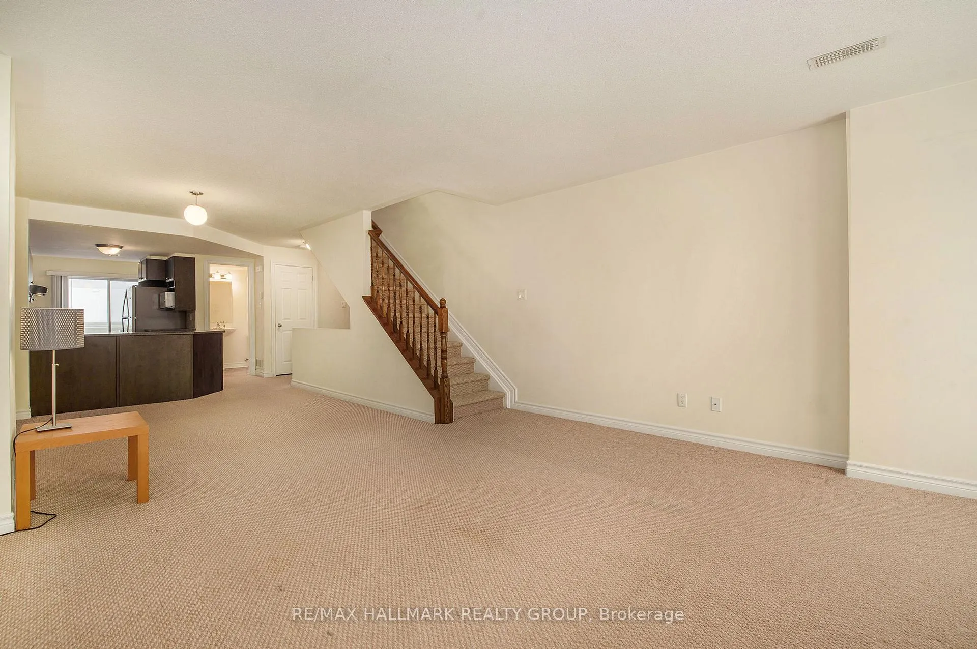 Photo 19 of Unit B, 618 Chapman Mills Drive, Ottawa, Barrhaven - Strandherd — HOMEH