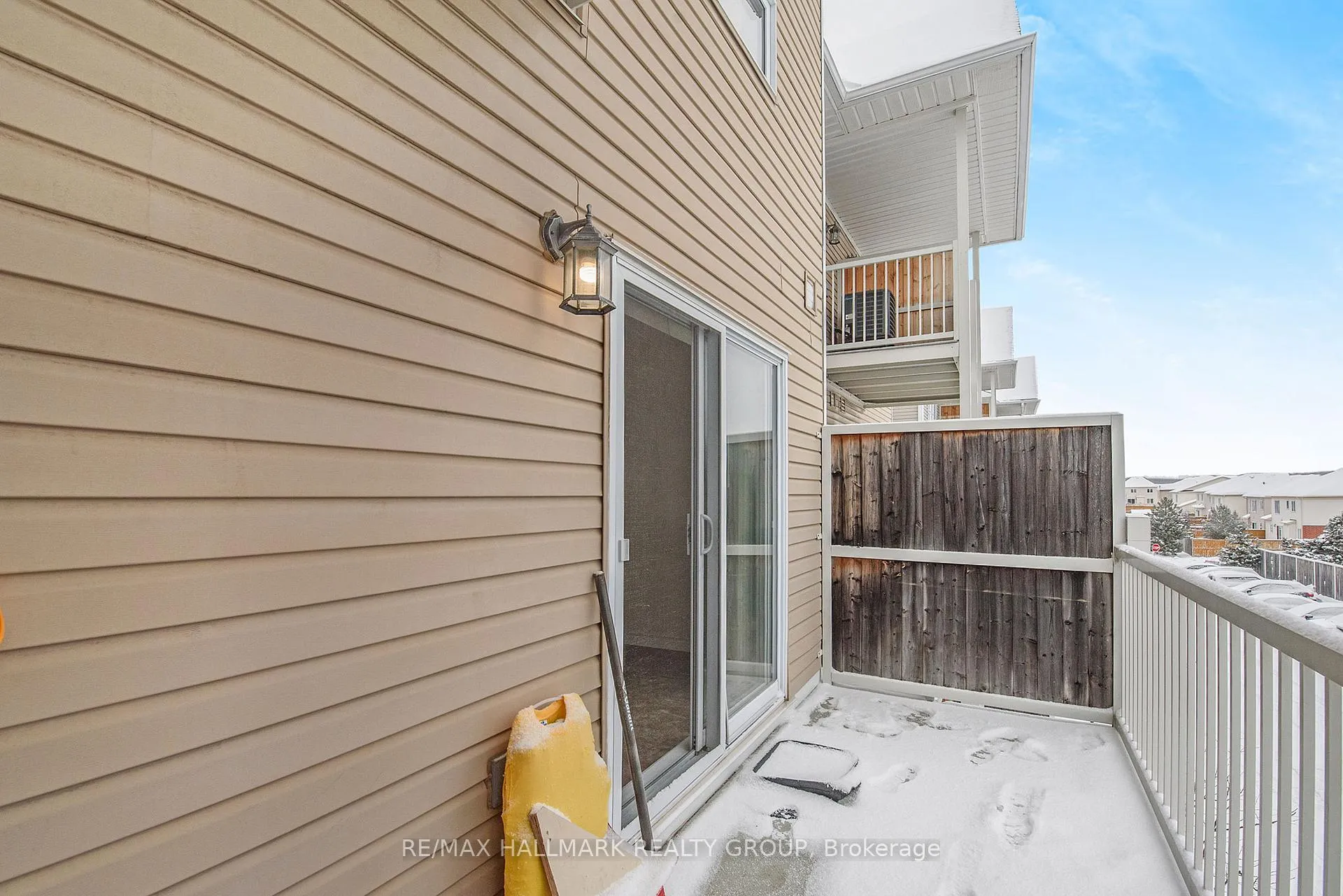 Photo 25 of Unit B, 618 Chapman Mills Drive, Ottawa, Barrhaven - Strandherd — HOMEH