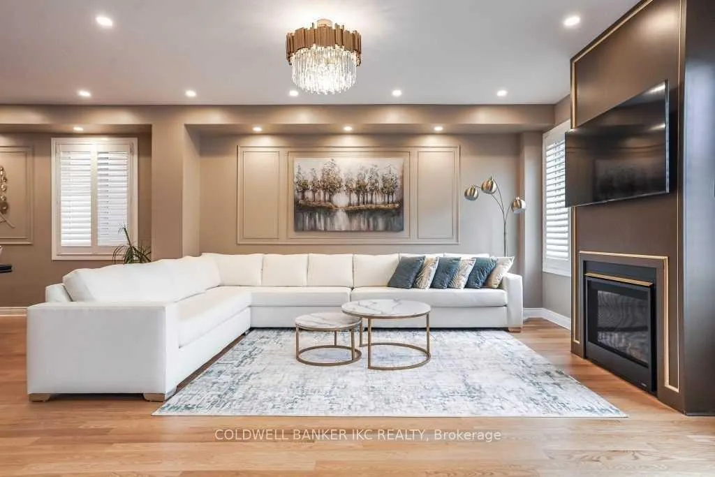 Photo 5 of 165 East Shore Drive E, Clarington, Bowmanville — HOMEH