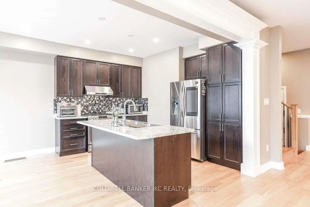 Photo 7 of 165 East Shore Drive E, Clarington, Bowmanville — HOMEH