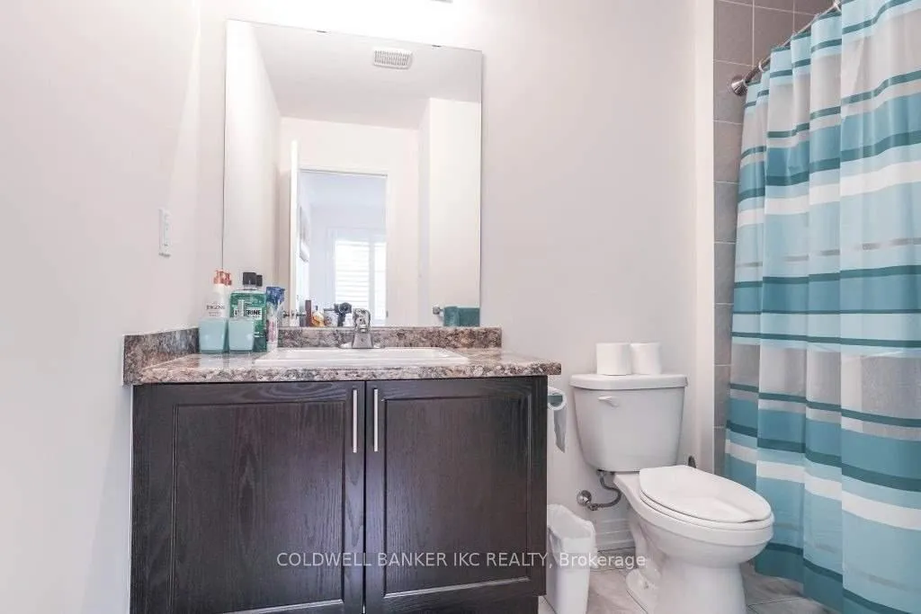 Photo 15 of 165 East Shore Drive E, Clarington, Bowmanville — HOMEH