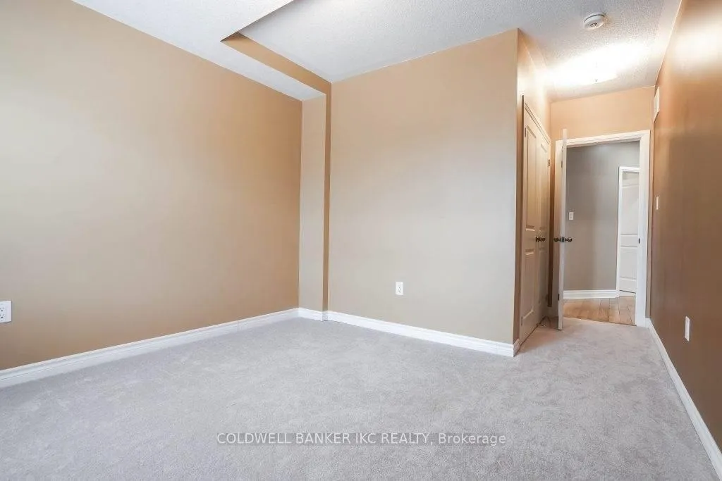 Photo 20 of 165 East Shore Drive E, Clarington, Bowmanville — HOMEH