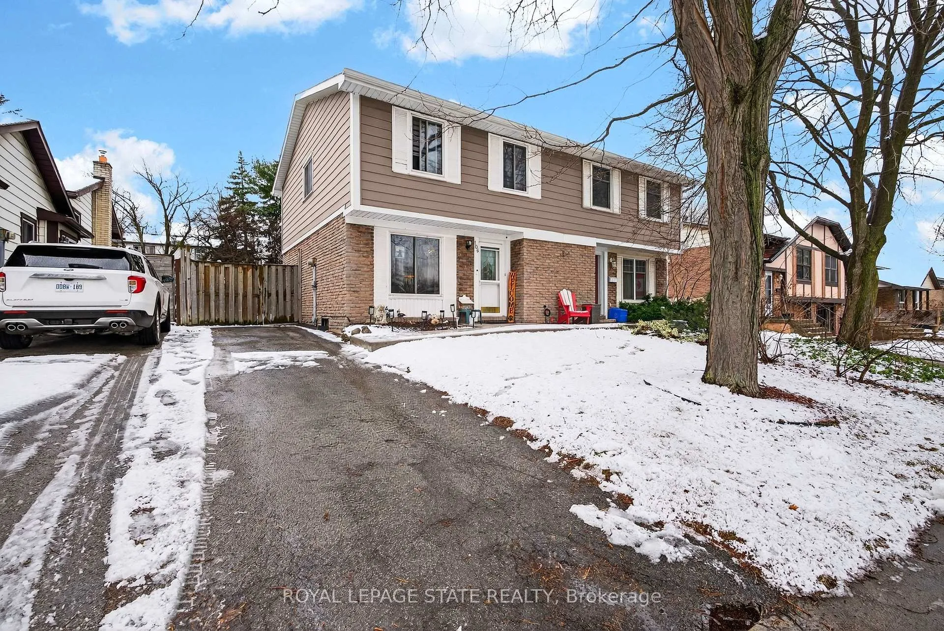 Photo 5 of 106 Wendover Drive, Hamilton, Fessenden — HOMEH