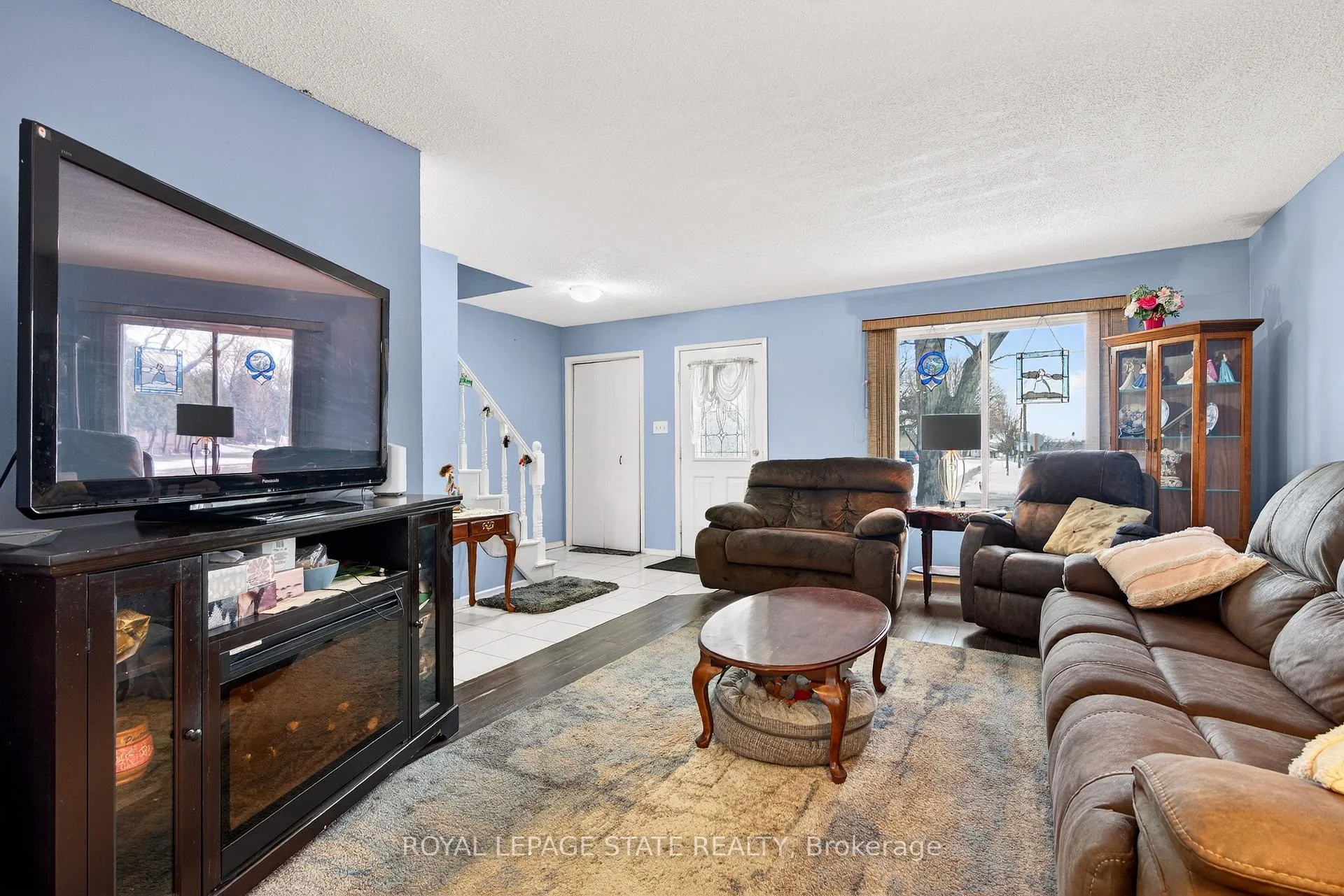 Photo 12 of 106 Wendover Drive, Hamilton, Fessenden — HOMEH