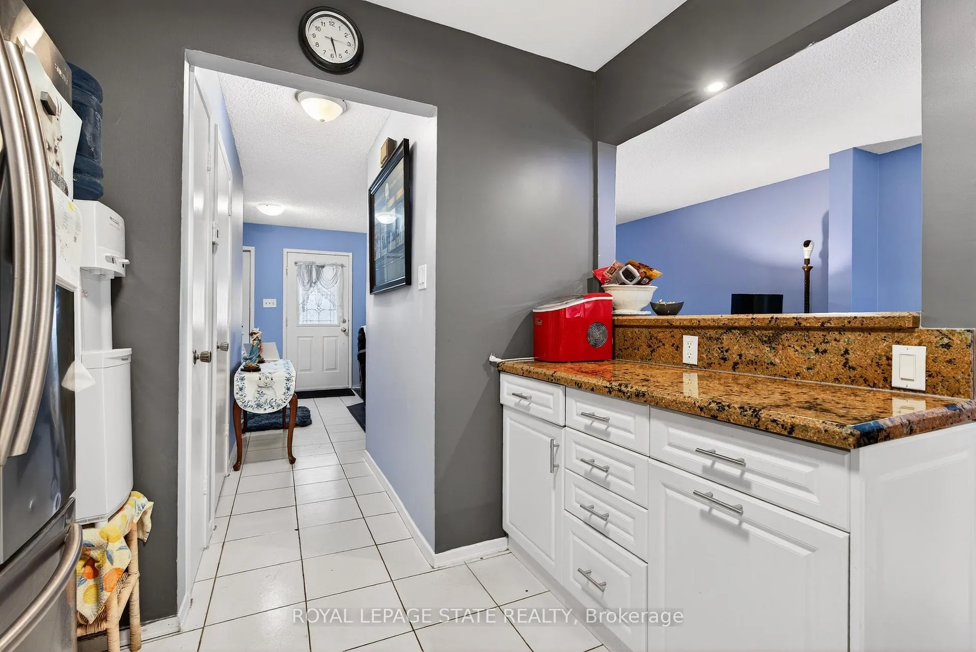Photo 17 of 106 Wendover Drive, Hamilton, Fessenden — HOMEH