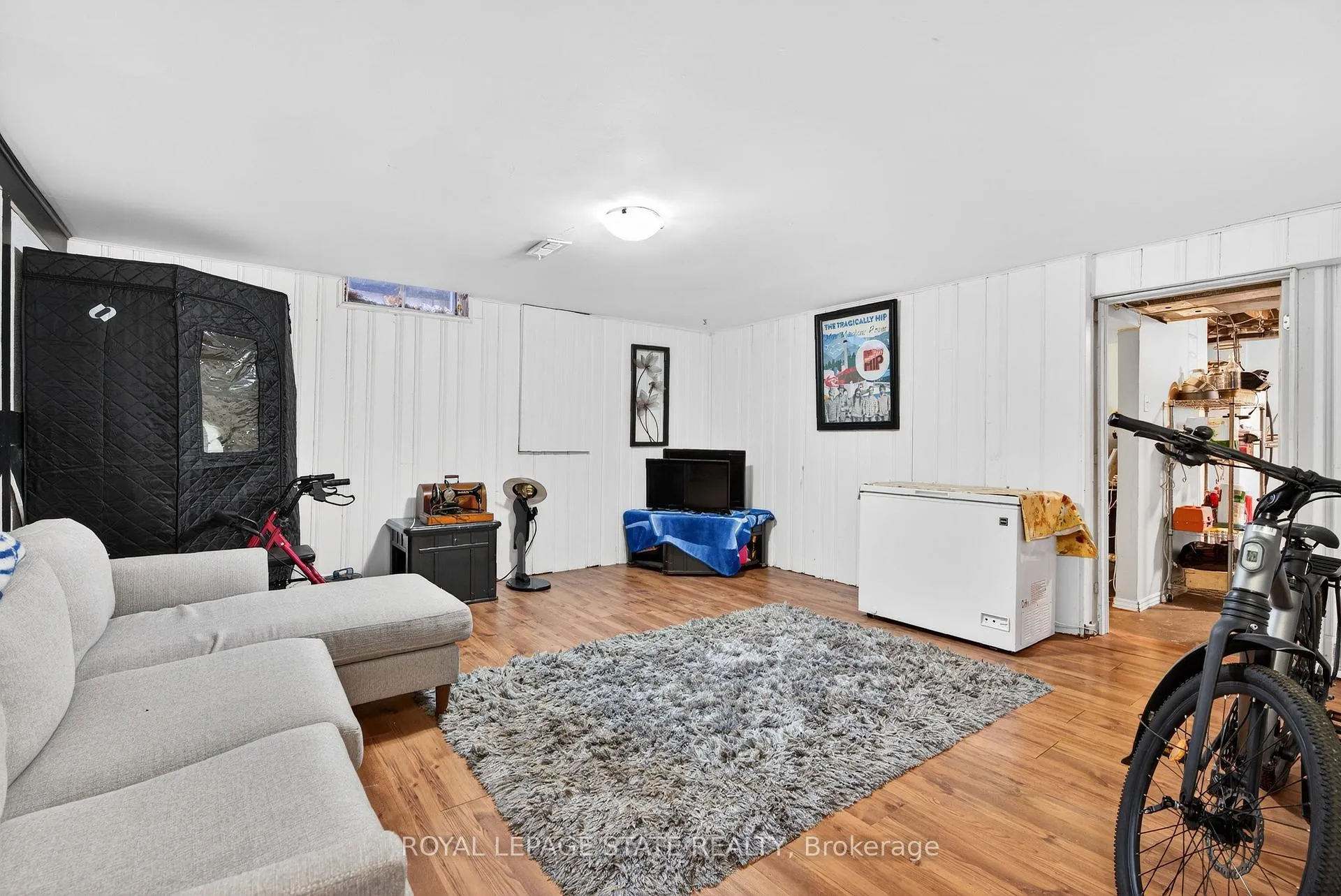 Photo 28 of 106 Wendover Drive, Hamilton, Fessenden — HOMEH