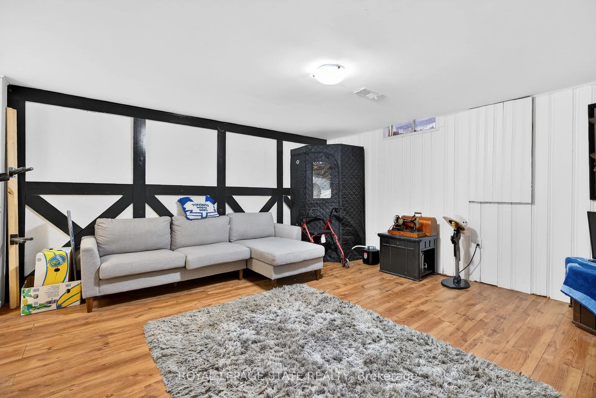 Photo 29 of 106 Wendover Drive, Hamilton, Fessenden — HOMEH