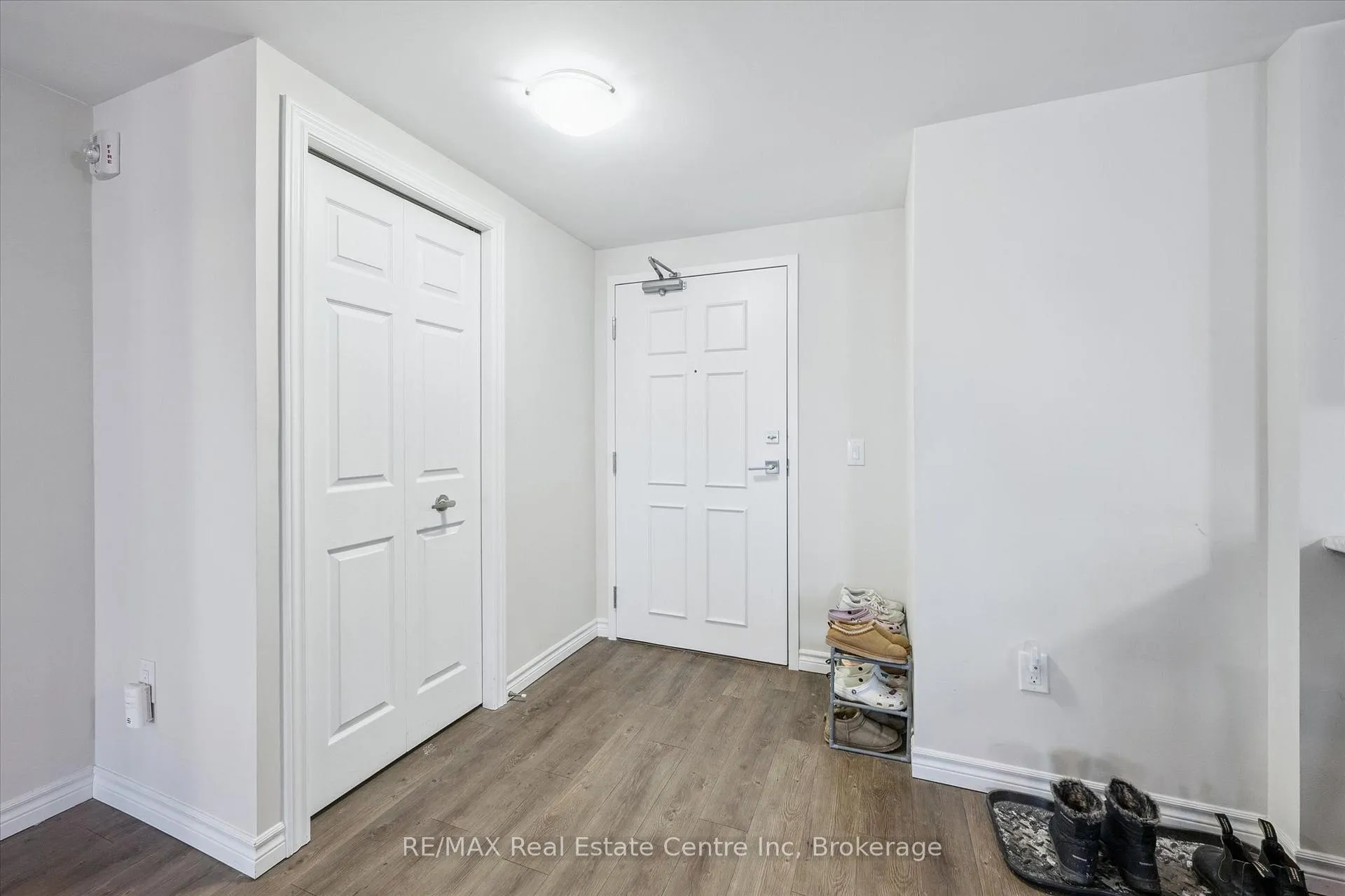 Photo 2 of Unit 604, 7 Kay Crescent, Guelph, Pineridge/Westminster Woods — HOMEH