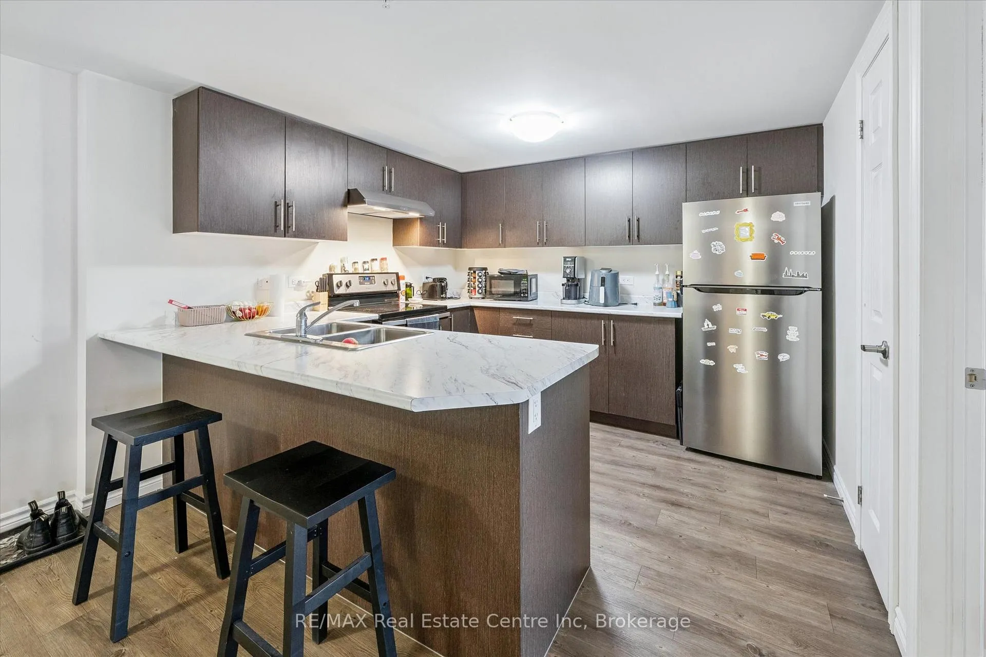 Photo 7 of Unit 604, 7 Kay Crescent, Guelph, Pineridge/Westminster Woods — HOMEH