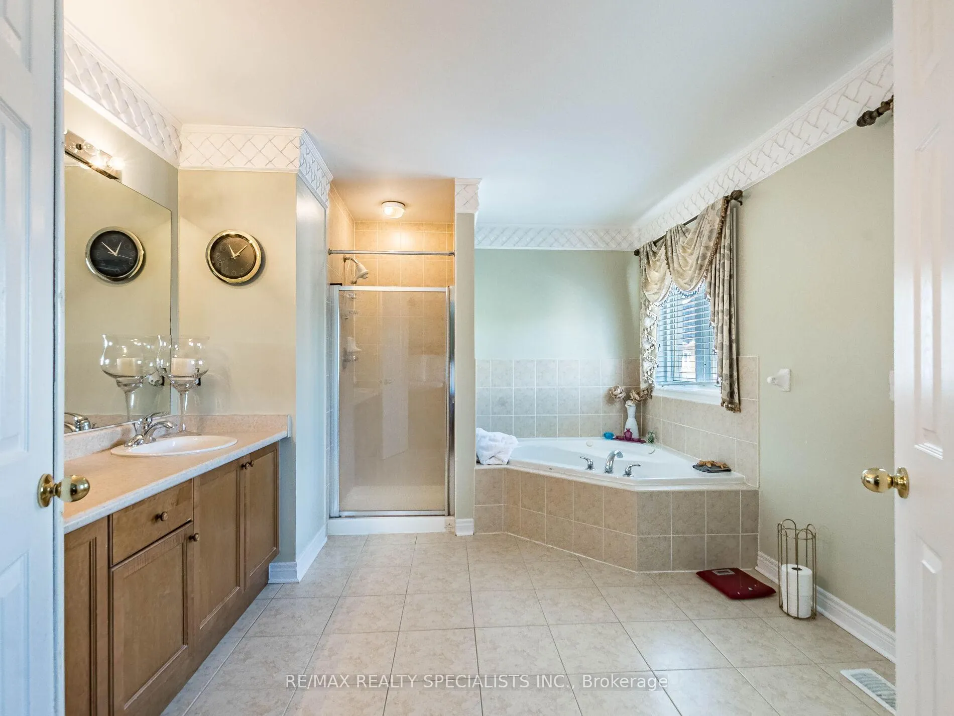 Photo 30 of 9 Pepperbush Road, Brampton, Bram East — HOMEH