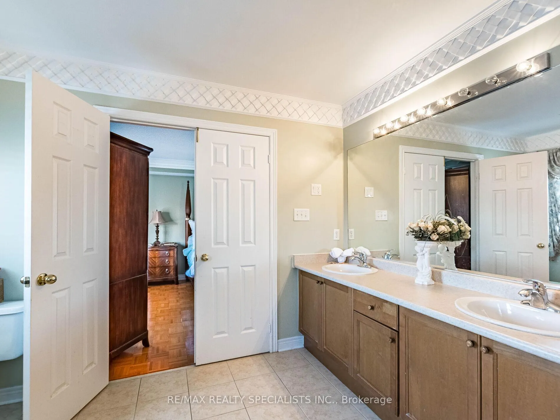 Photo 32 of 9 Pepperbush Road, Brampton, Bram East — HOMEH