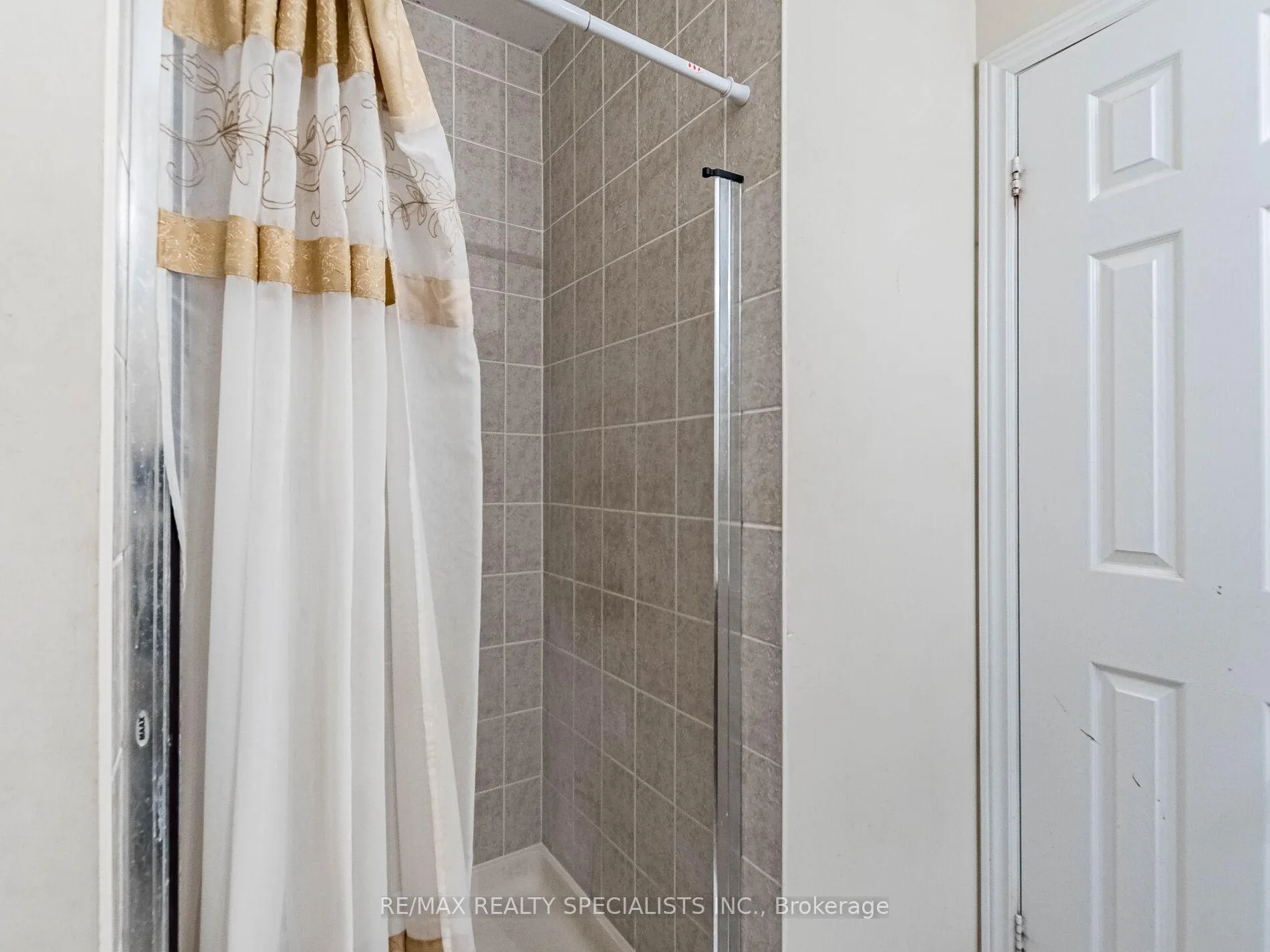 Photo 40 of 9 Pepperbush Road, Brampton, Bram East — HOMEH