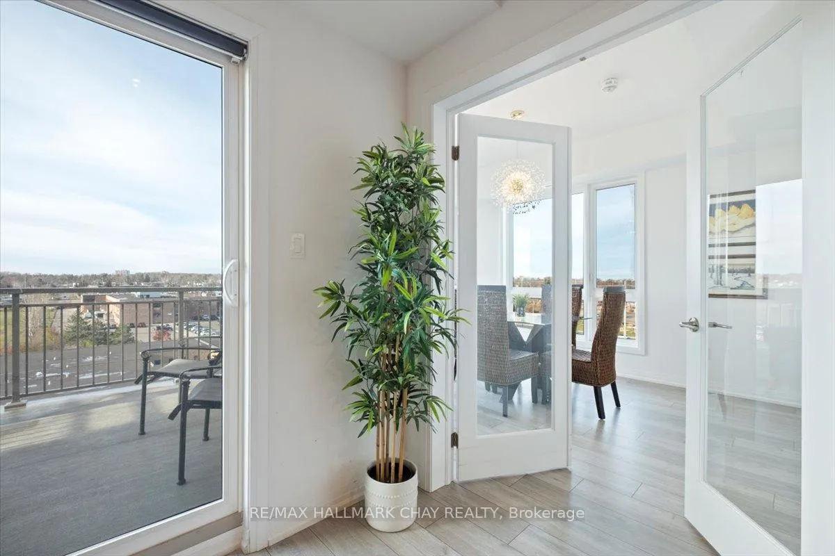 Photo 15 of Unit 610, 299 Cundles Road E, Barrie, Alliance — HOMEH
