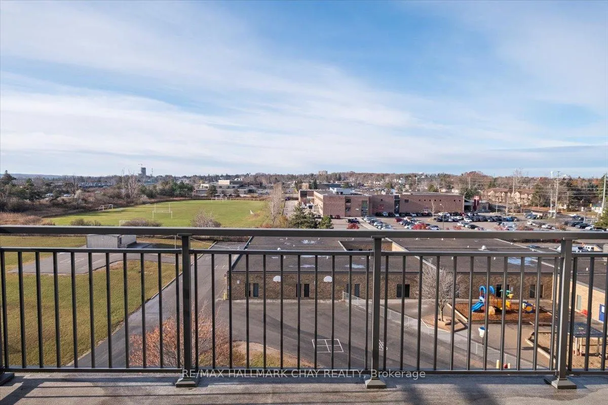 Photo 27 of Unit 610, 299 Cundles Road E, Barrie, Alliance — HOMEH