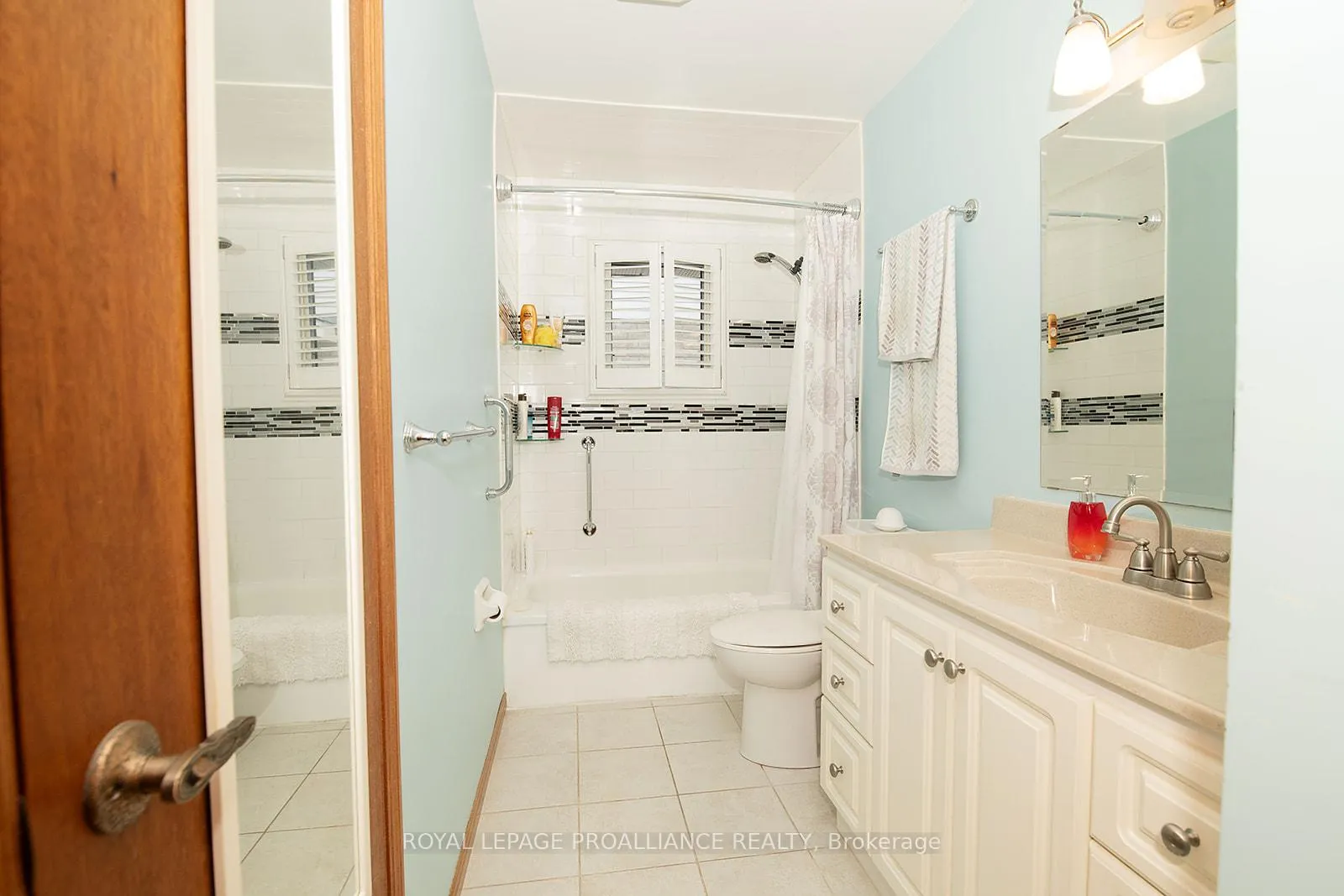 Photo 16 of 35 Morris Drive, Belleville, Belleville Ward — HOMEH