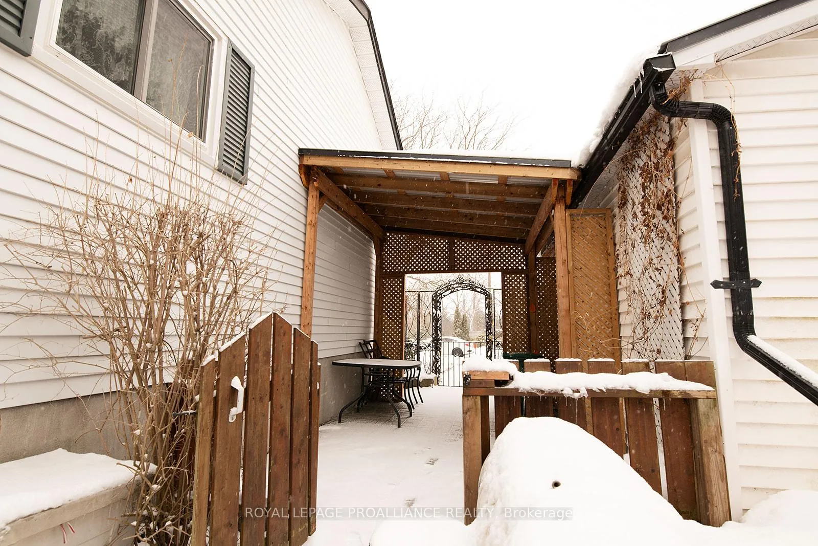 Photo 22 of 35 Morris Drive, Belleville, Belleville Ward — HOMEH