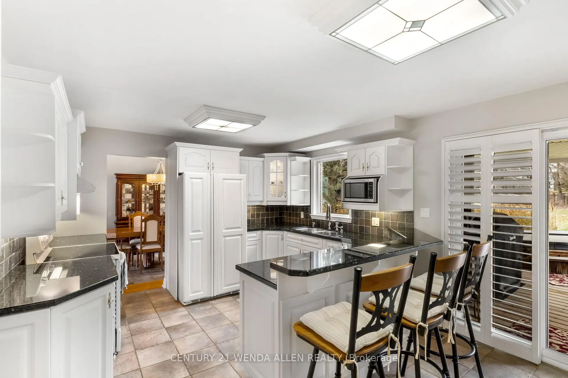 Photo 5 of 26 Riverview Drive, Scugog, Port Perry — HOMEH