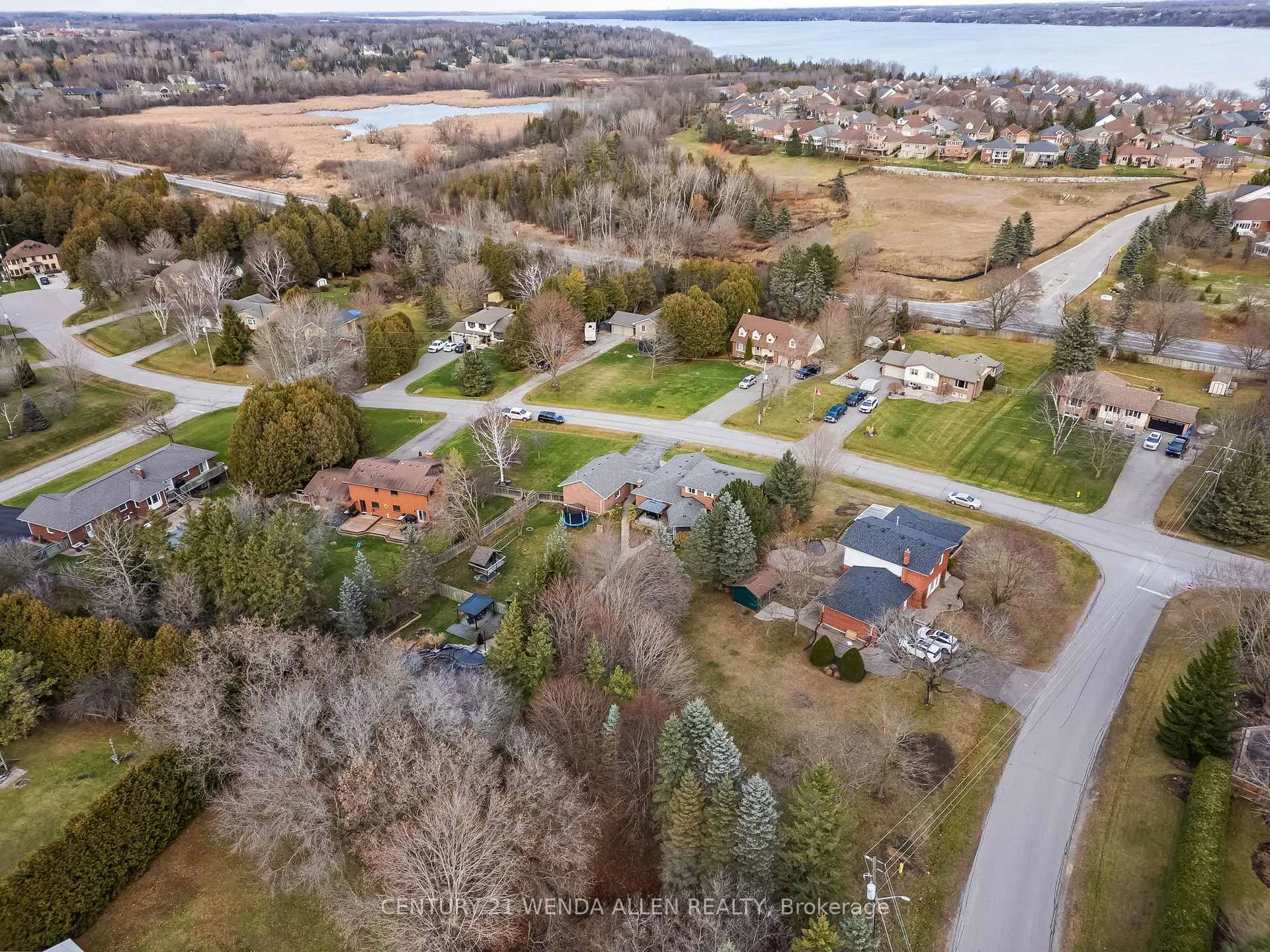 Photo 35 of 26 Riverview Drive, Scugog, Port Perry — HOMEH