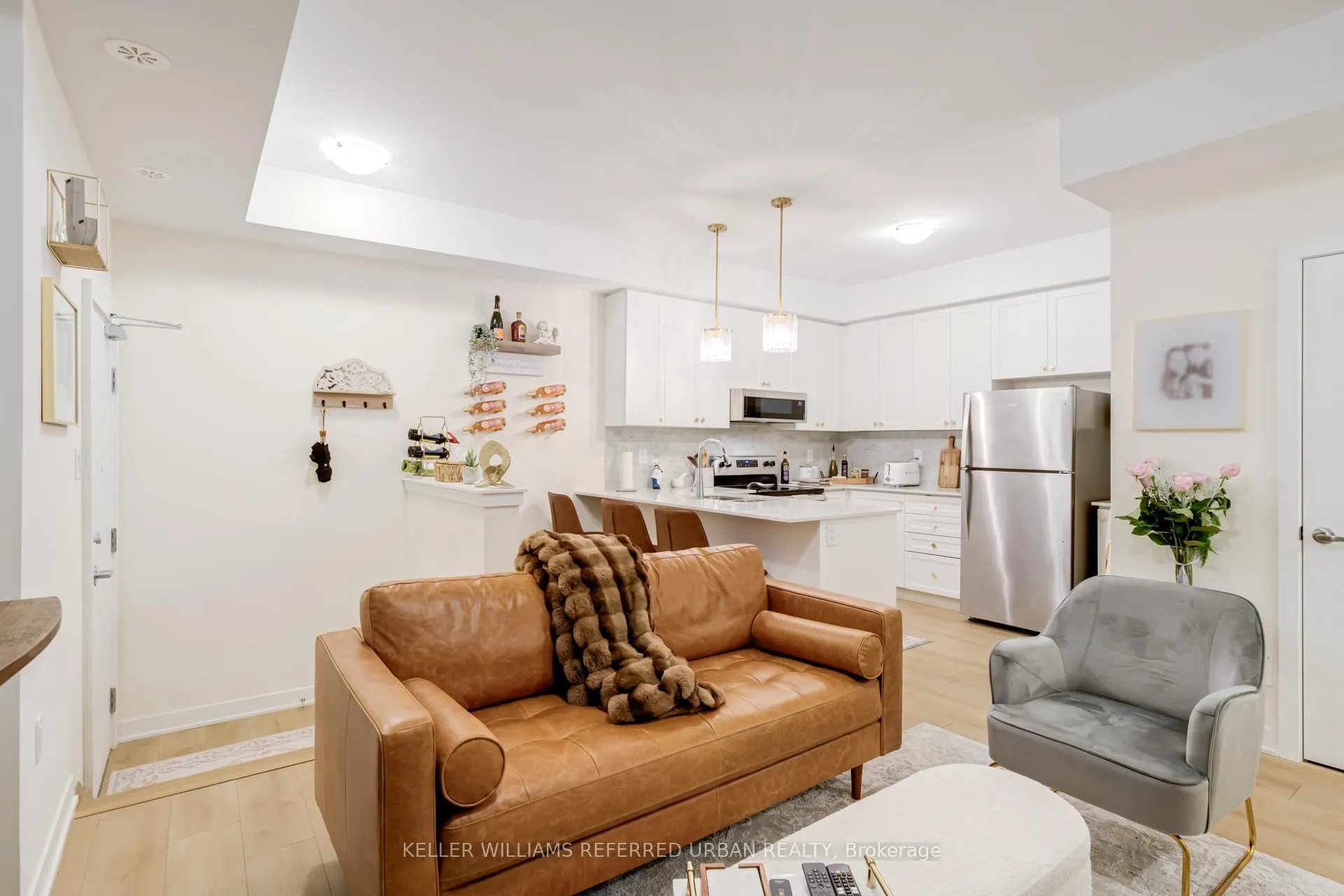 Photo 10 of Unit 1413, 1695 Dersan Street, Pickering, Duffin Heights — HOMEH
