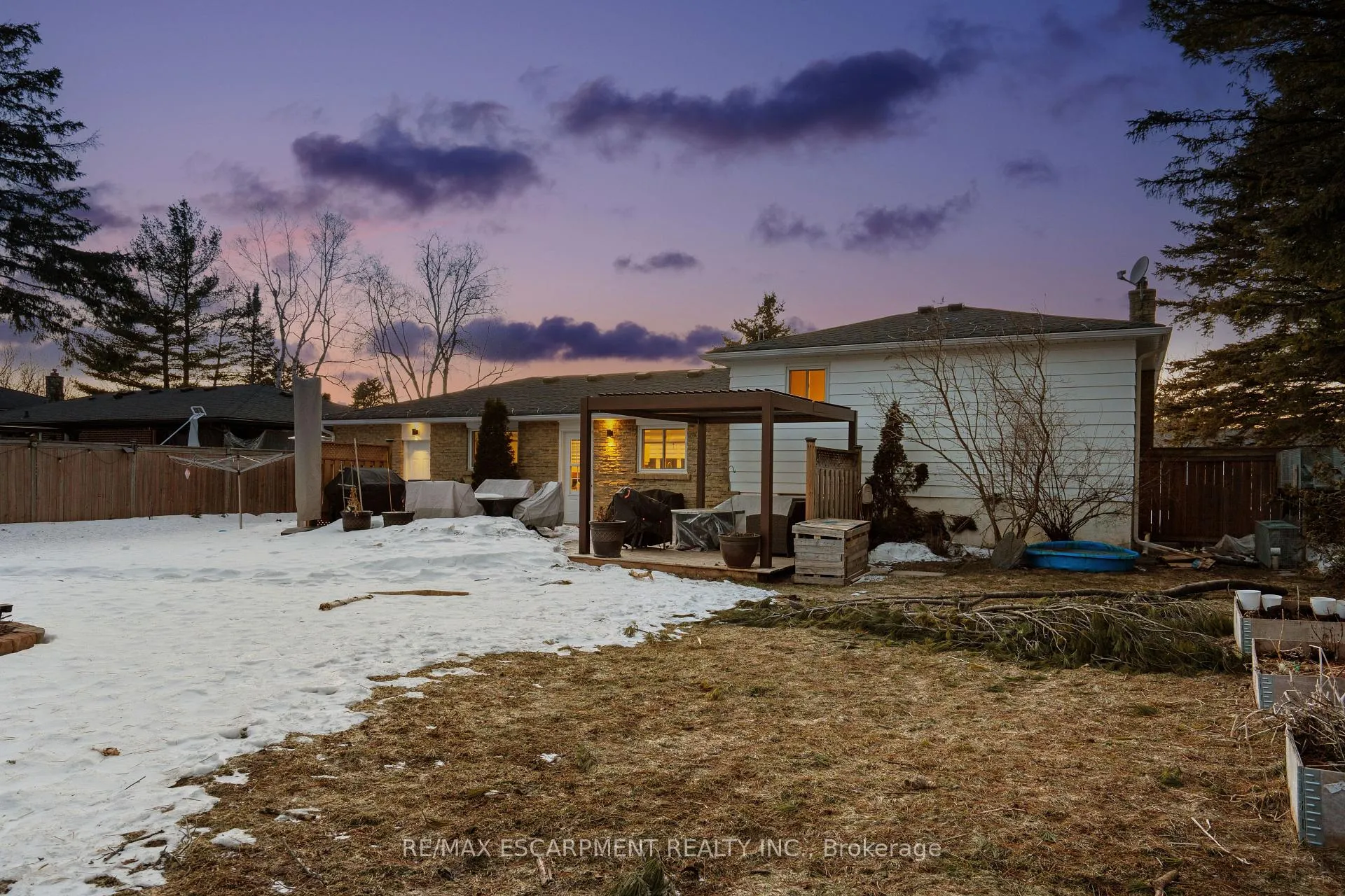 Photo 44 of 35 Douglas Crescent, Erin, Rural Erin — HOMEH