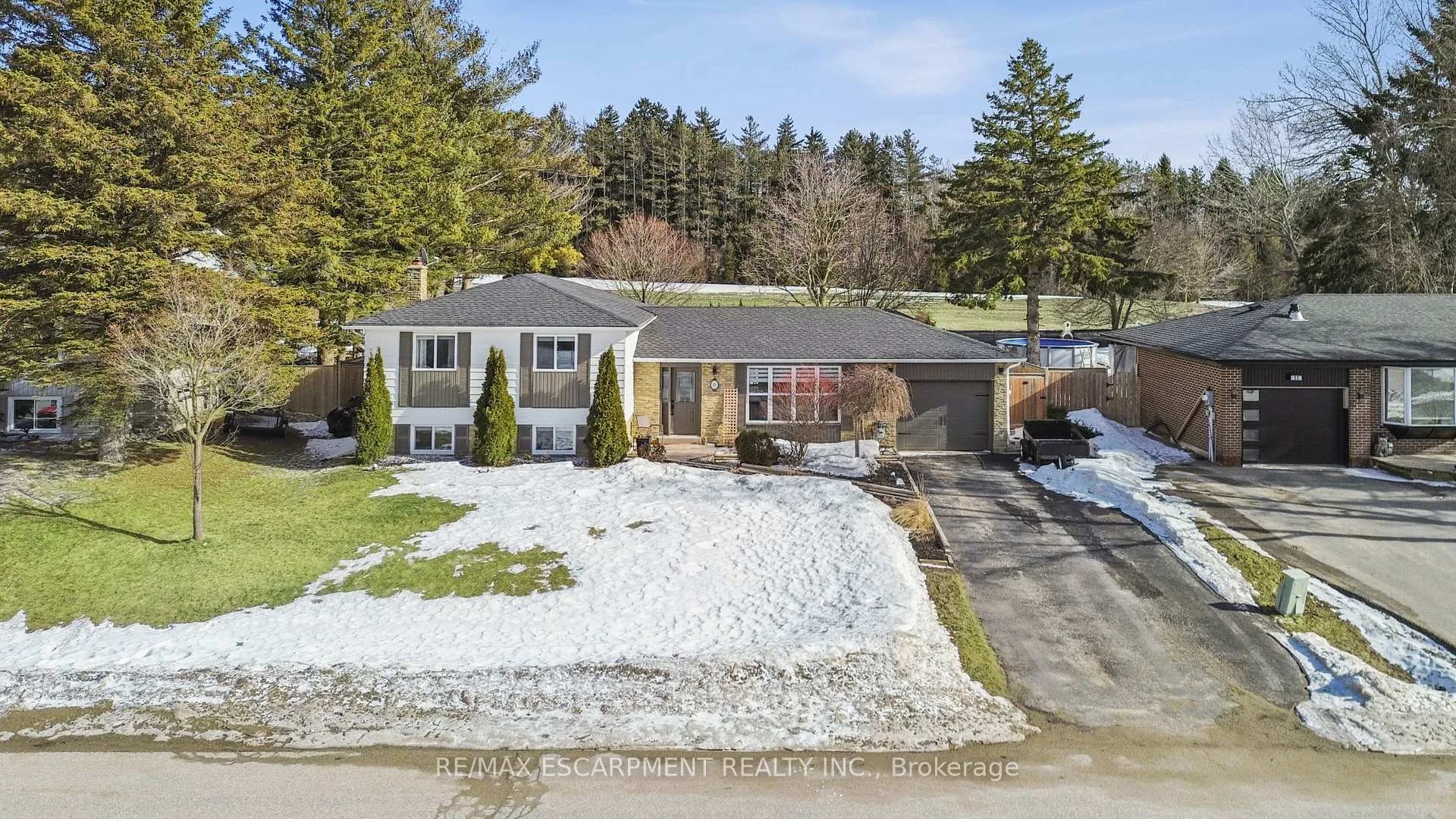 Photo 45 of 35 Douglas Crescent, Erin, Rural Erin — HOMEH