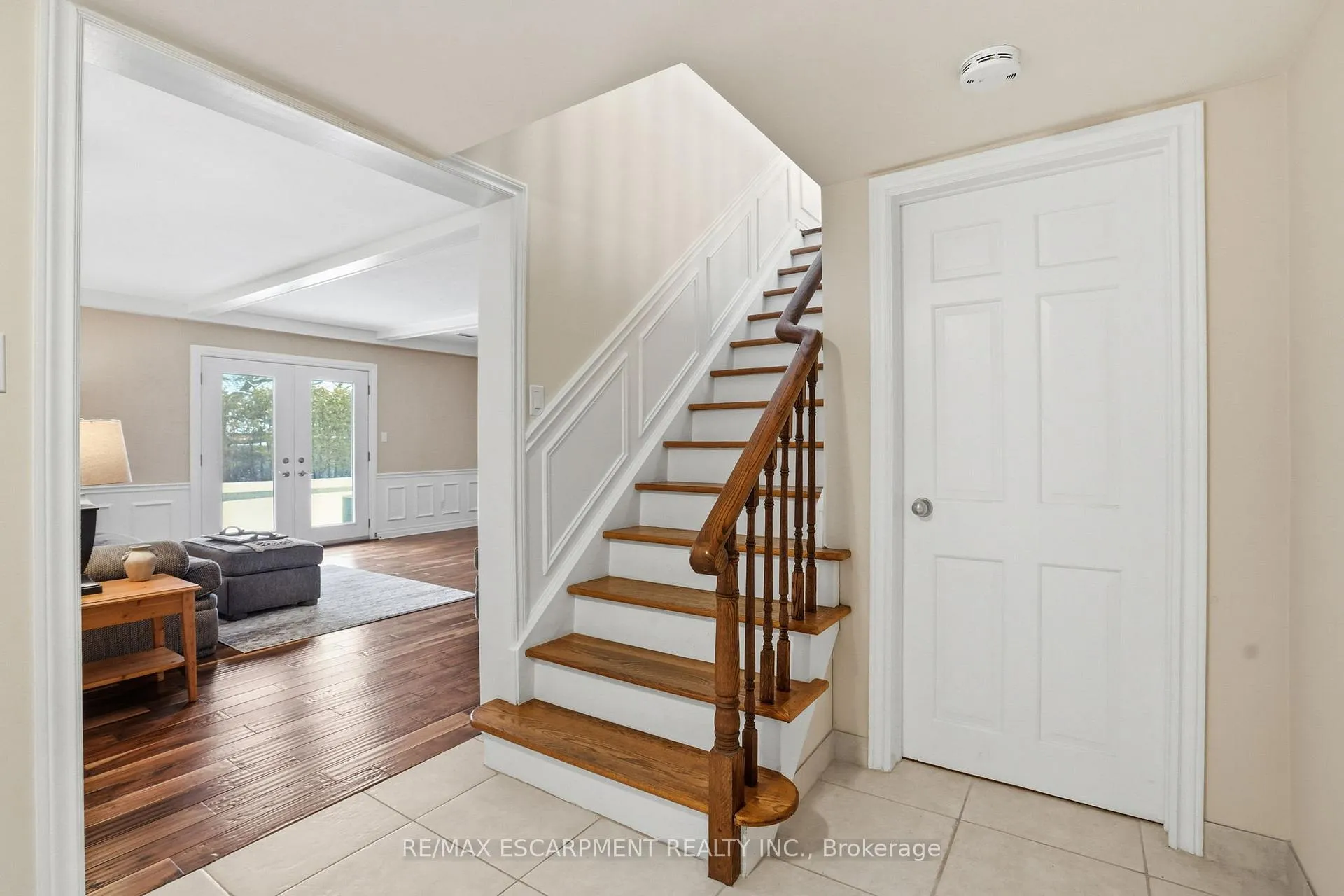 Photo 26 of 1995 Kerns Road, Burlington, Tyandaga — HOMEH