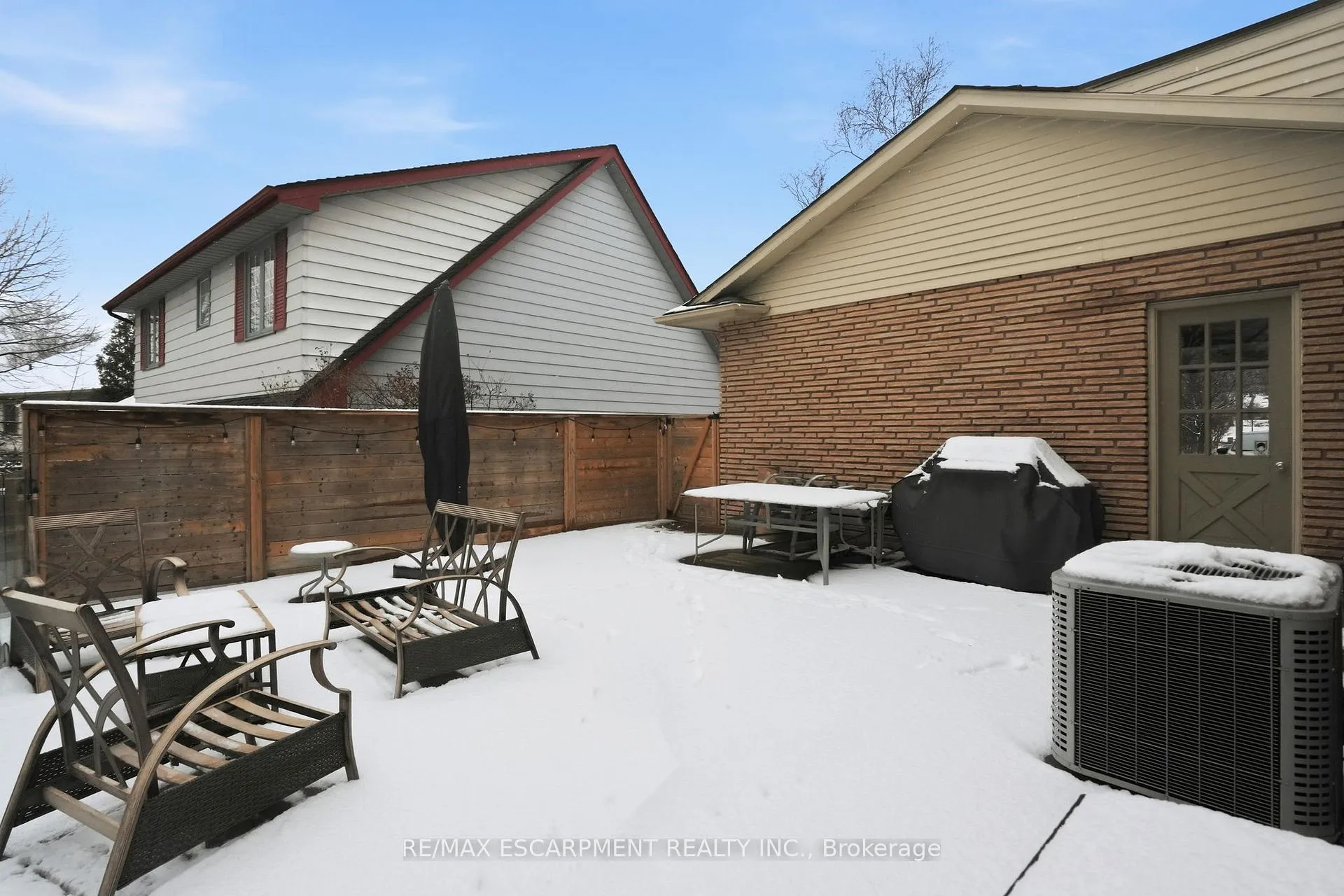 Photo 37 of 1995 Kerns Road, Burlington, Tyandaga — HOMEH