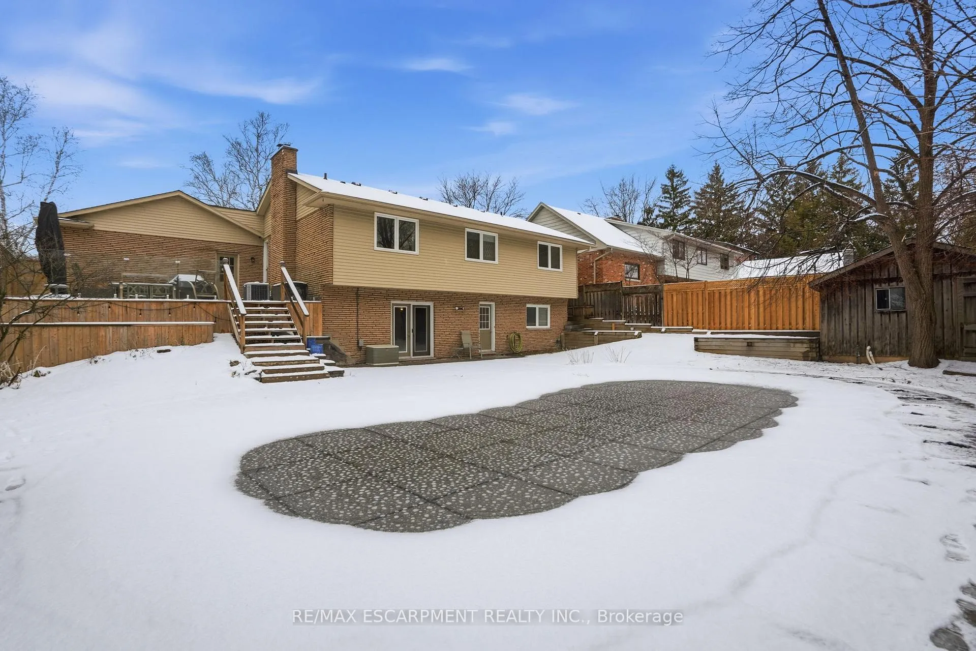 Photo 47 of 1995 Kerns Road, Burlington, Tyandaga — HOMEH